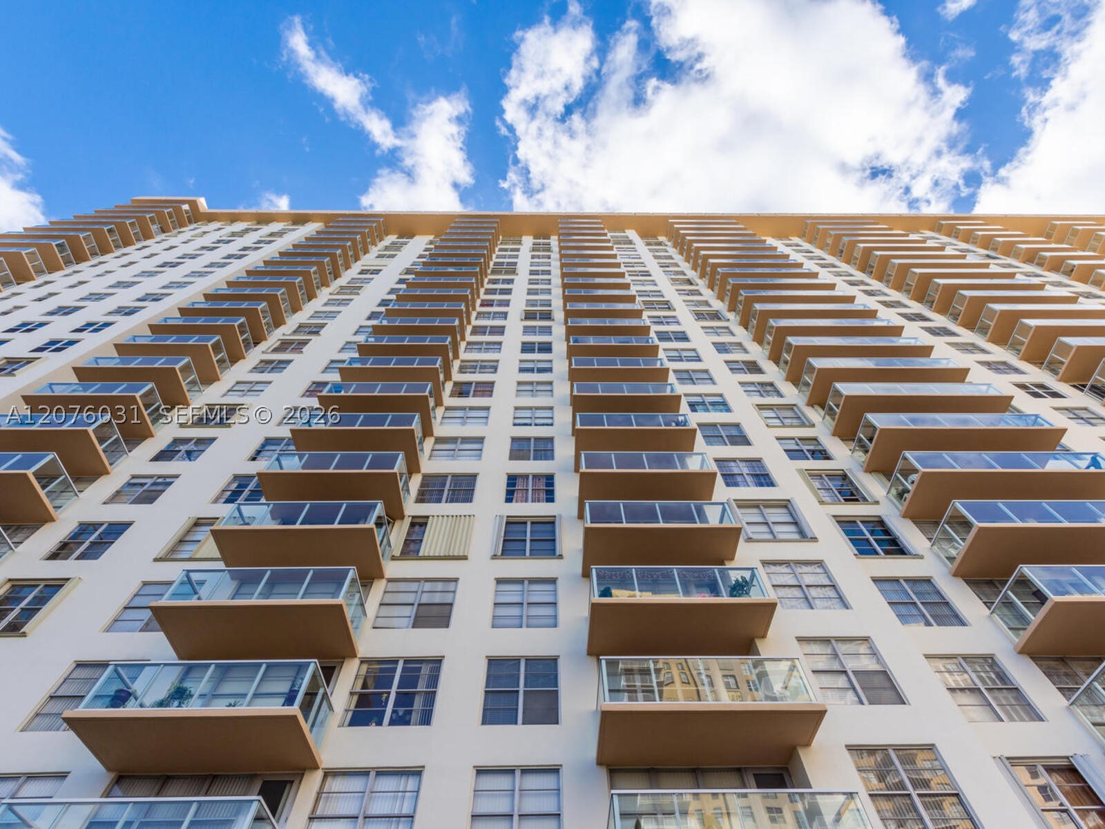 image Winston Towers 30032