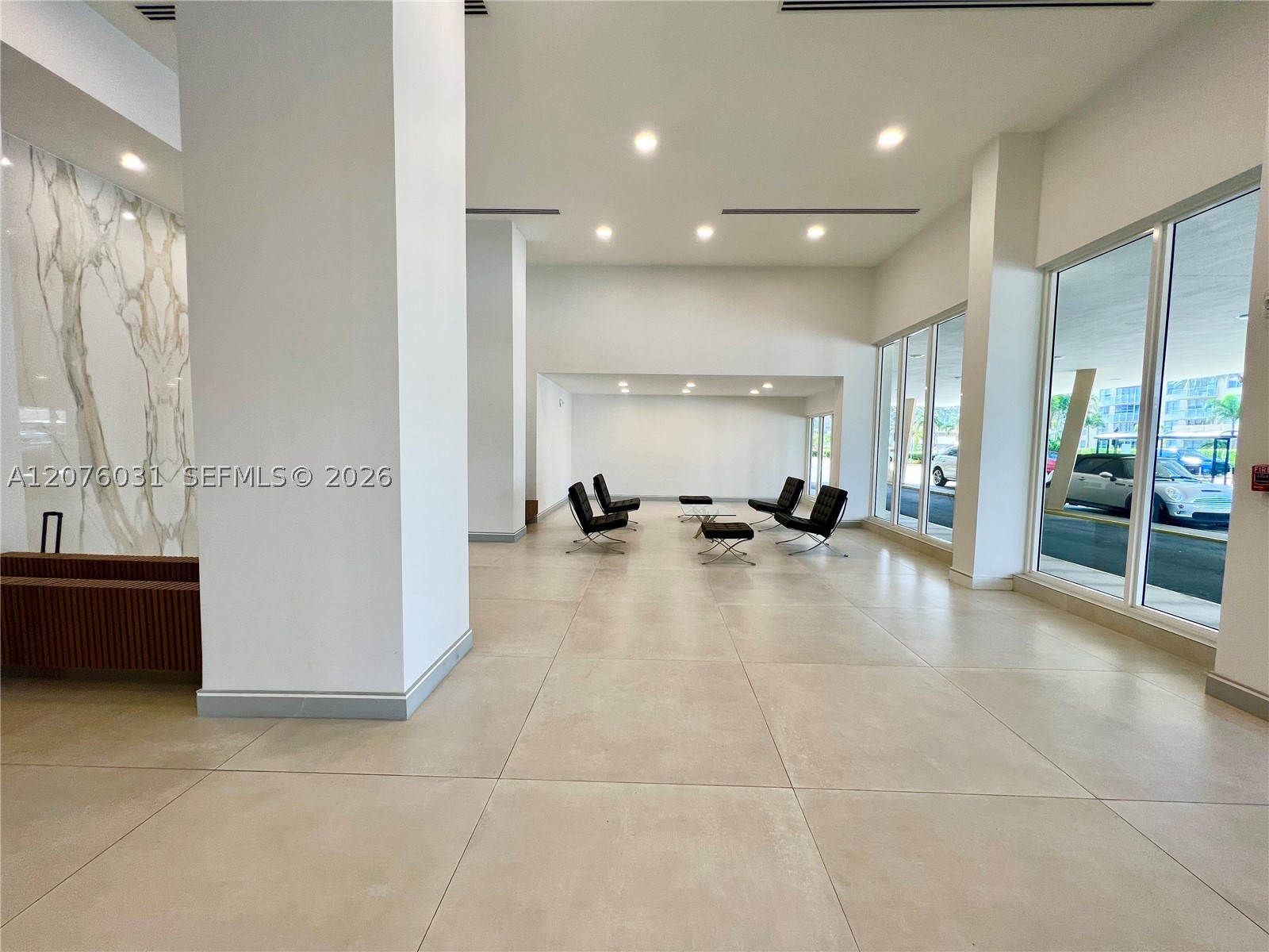 image Winston Towers 30034
