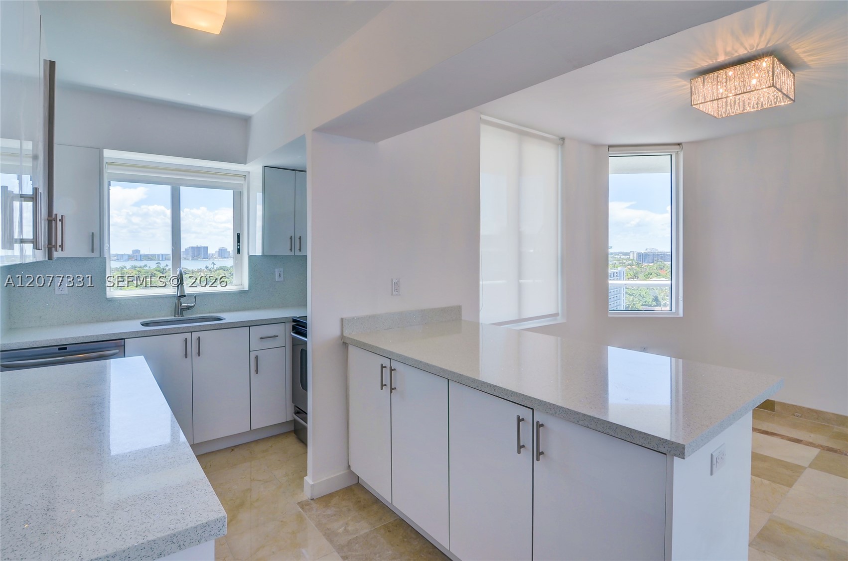 5900 Collins Ave #1508