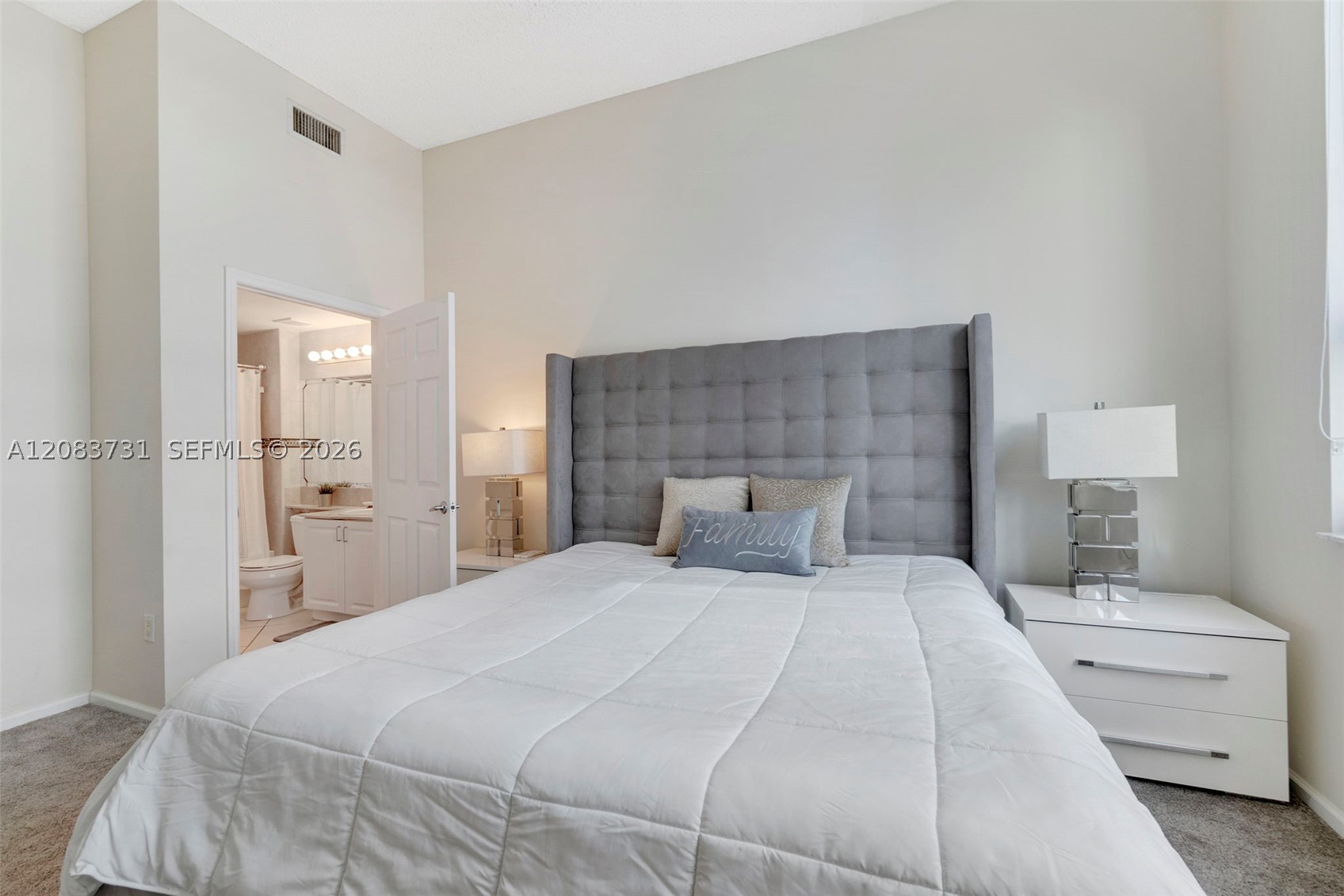 image The Mark on Brickell15