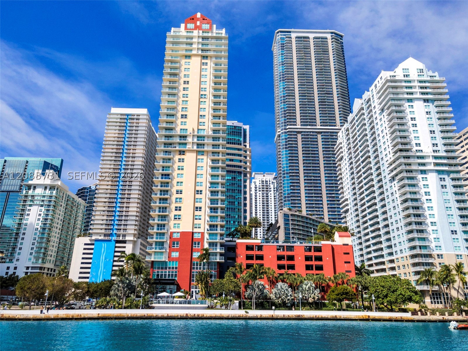 image The Mark on Brickell37