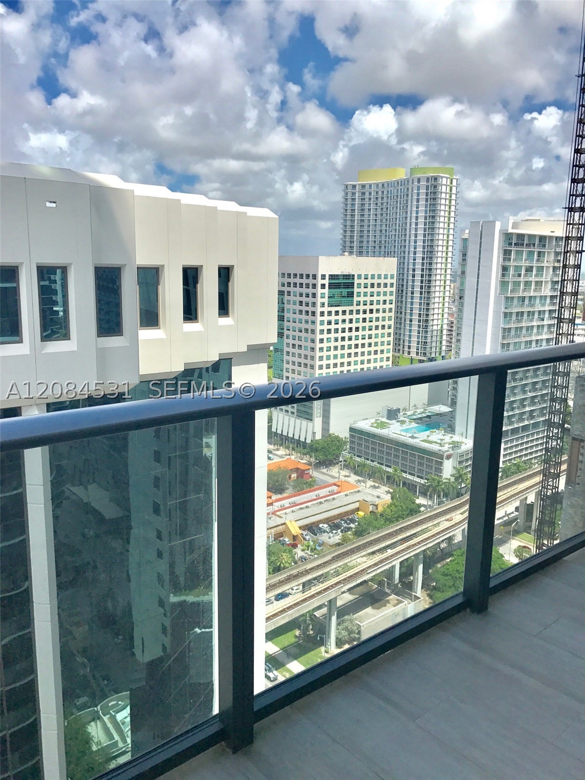 image Brickell Heights West9