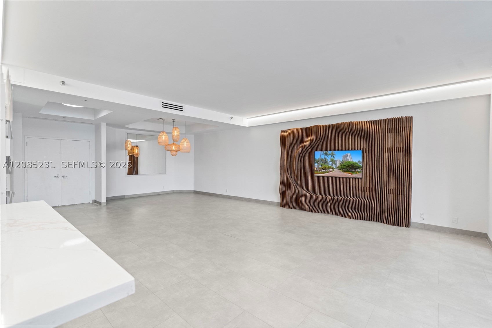 image One Island Place I7