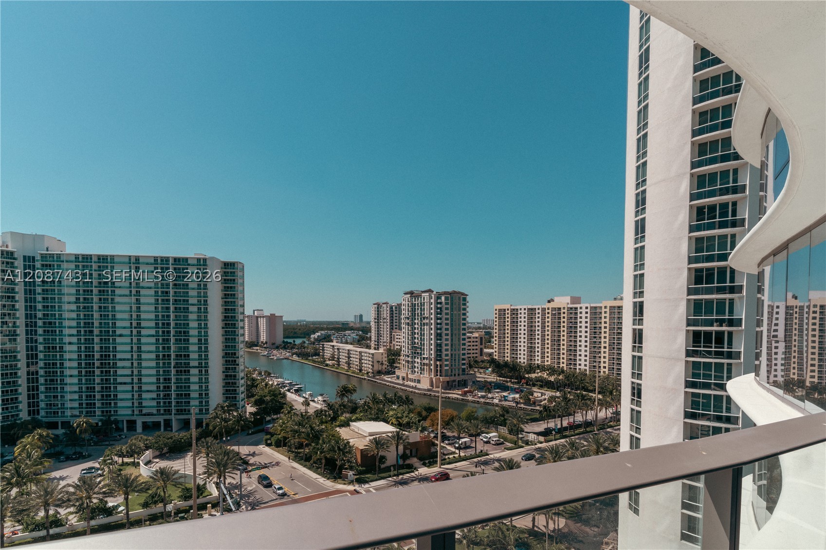 image Ritz-Carlton Sunny Isles Beach24