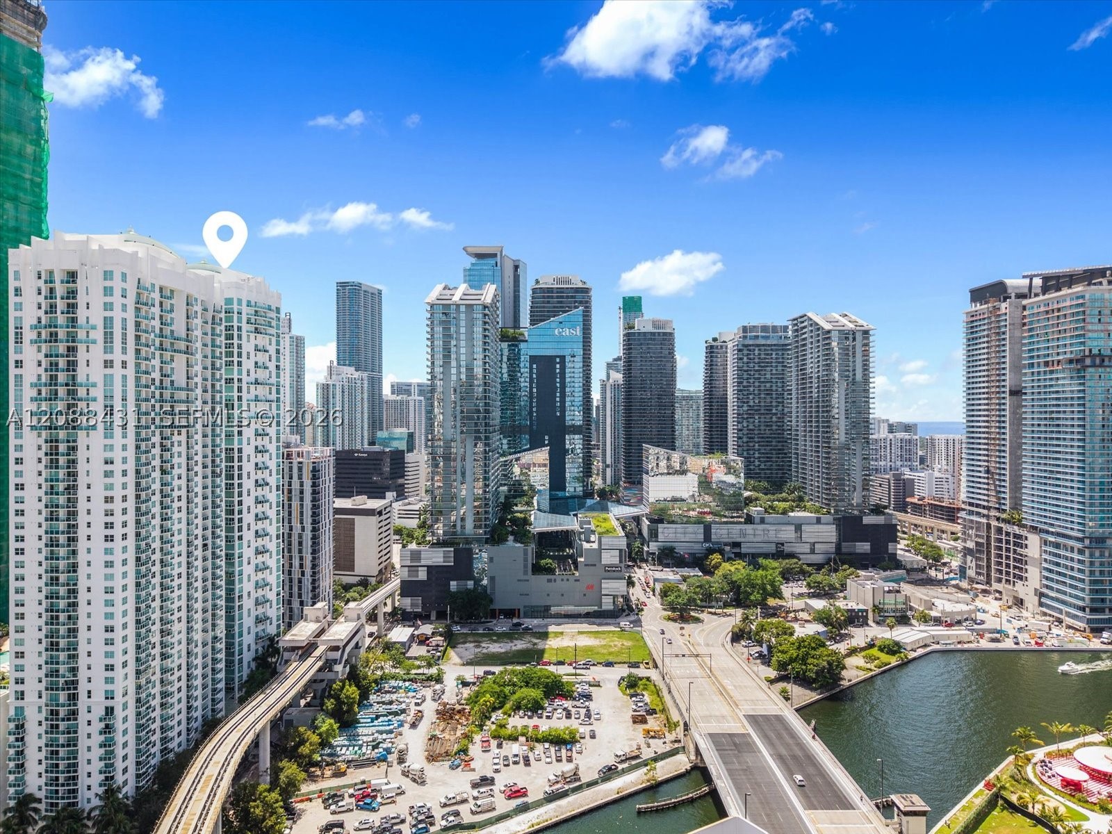image Brickell on the River South24