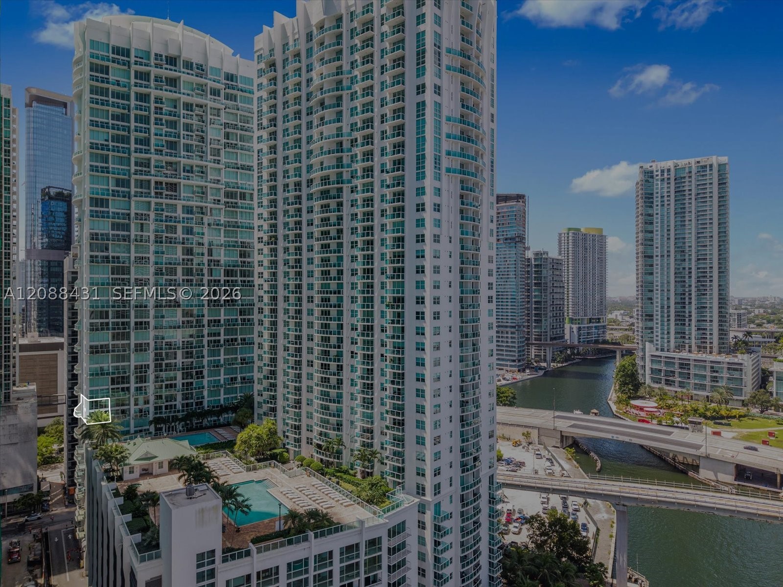 image Brickell on the River South26