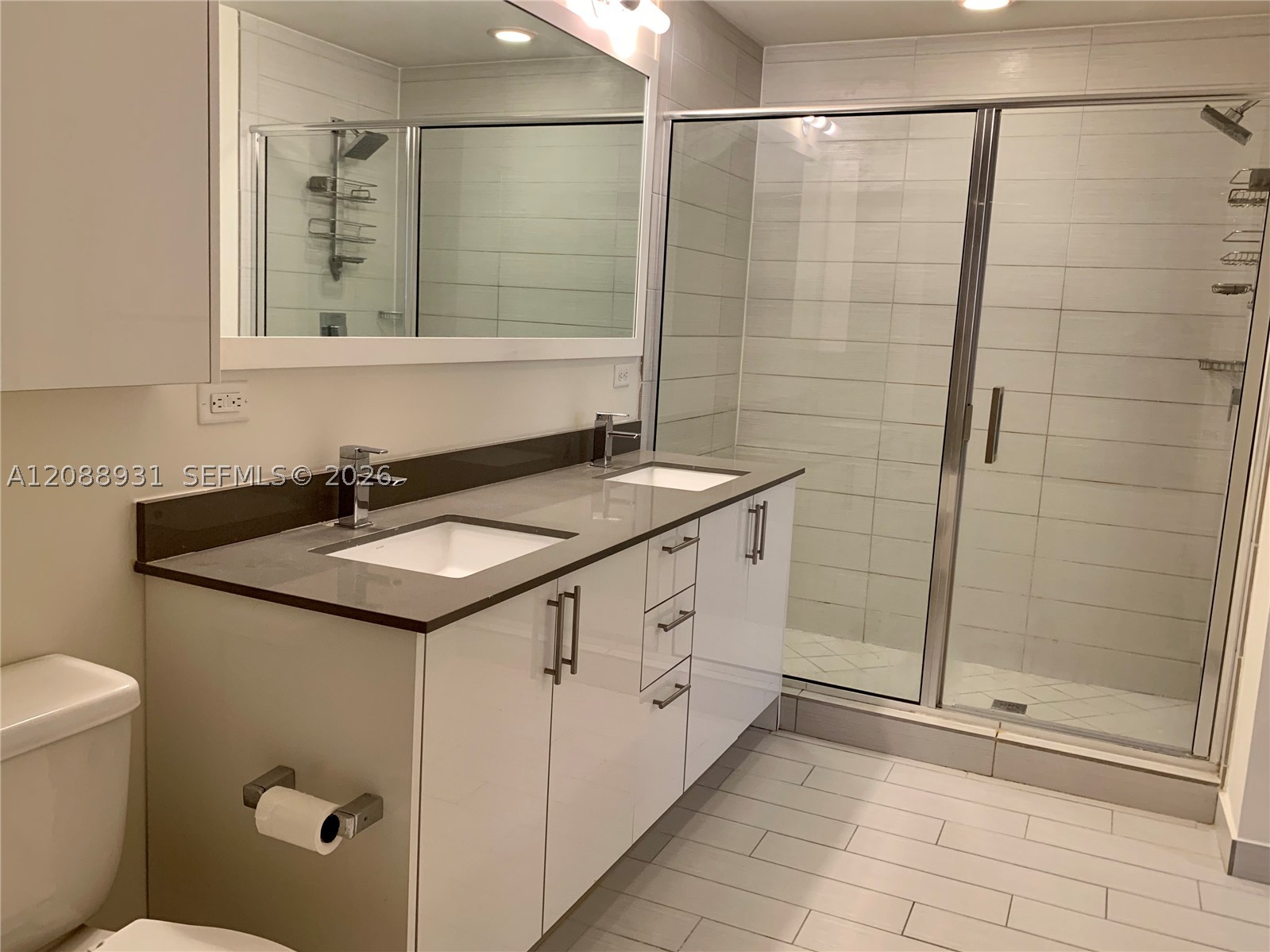 image Nine at Mary Brickell Village17