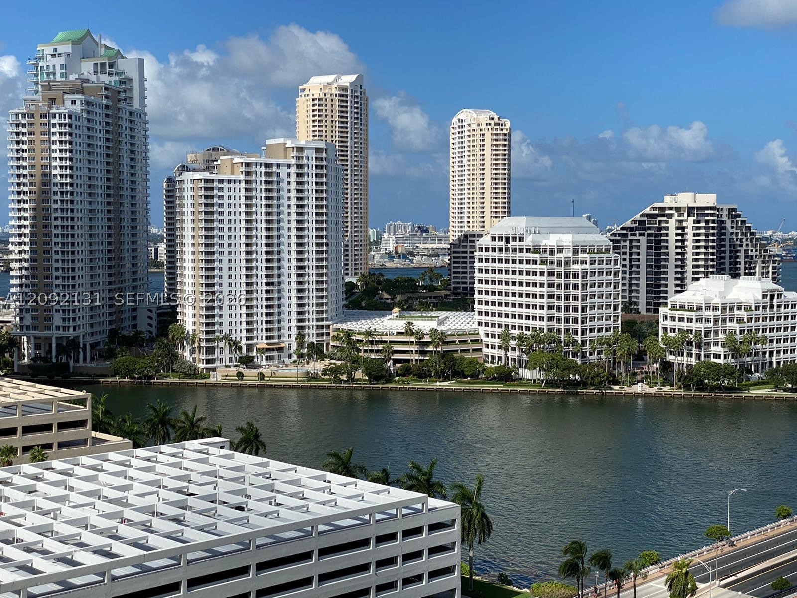 image The Plaza on Brickell East13