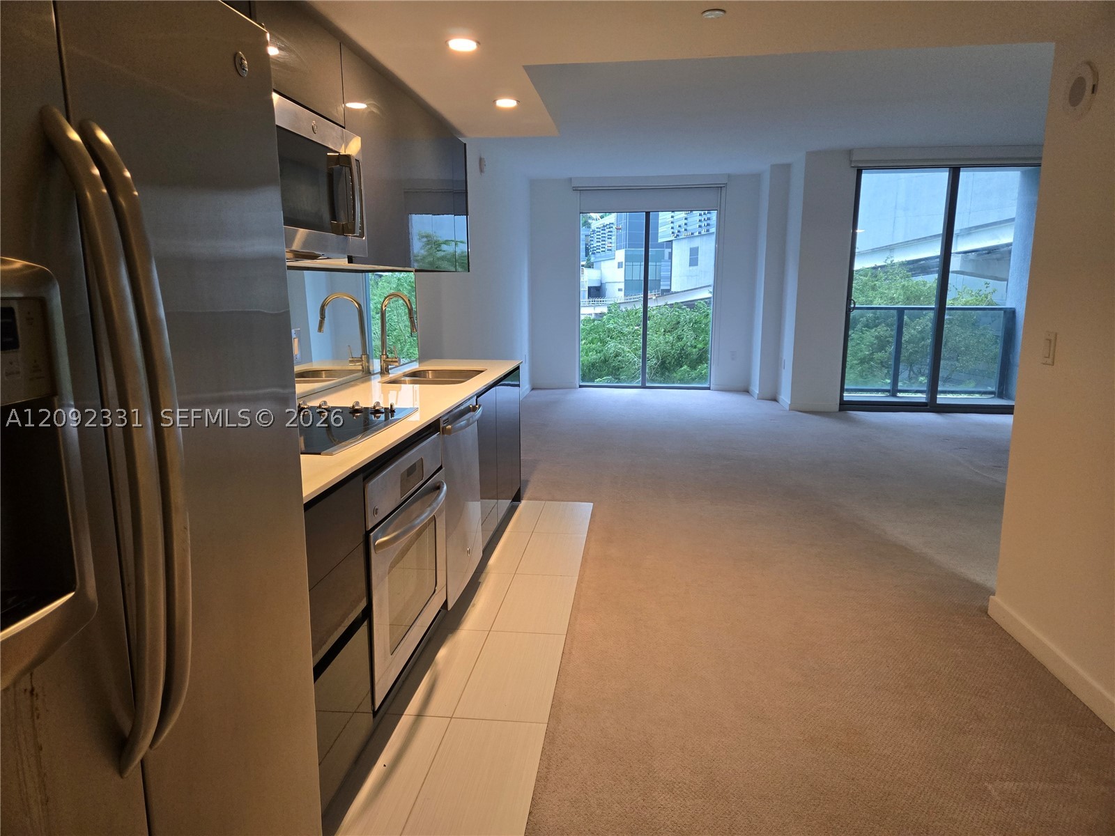 31 SE 6th St #503