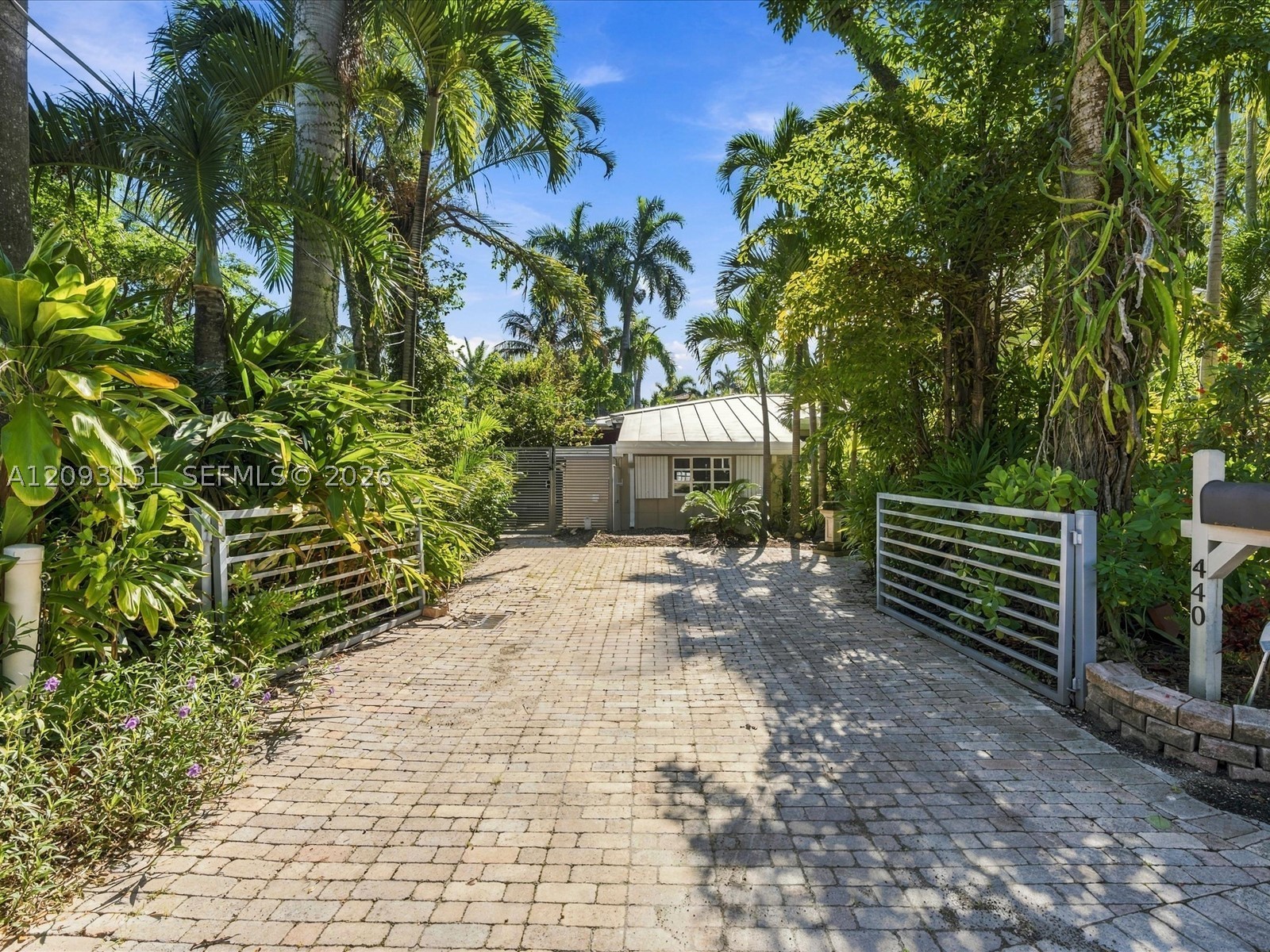 440 Victoria Ter Fort Lauderdale, FL 33301