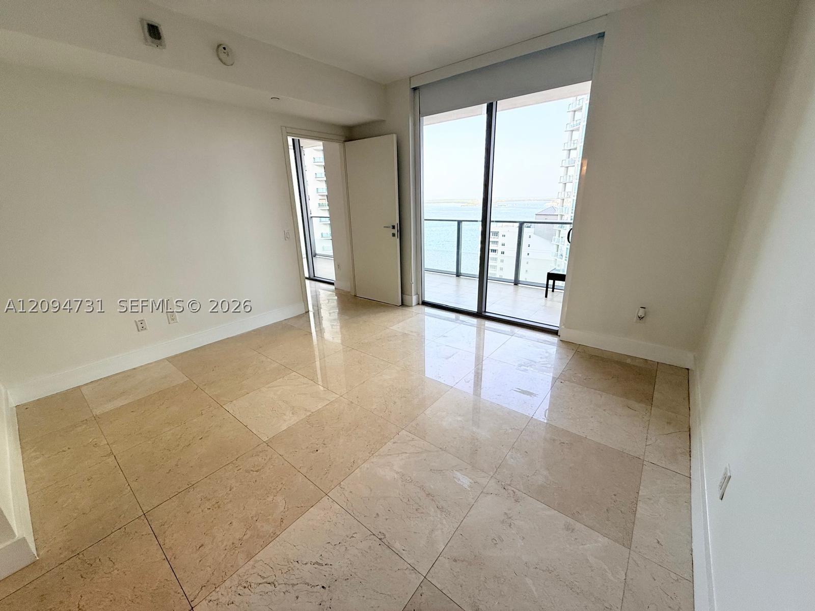 image Brickell House13