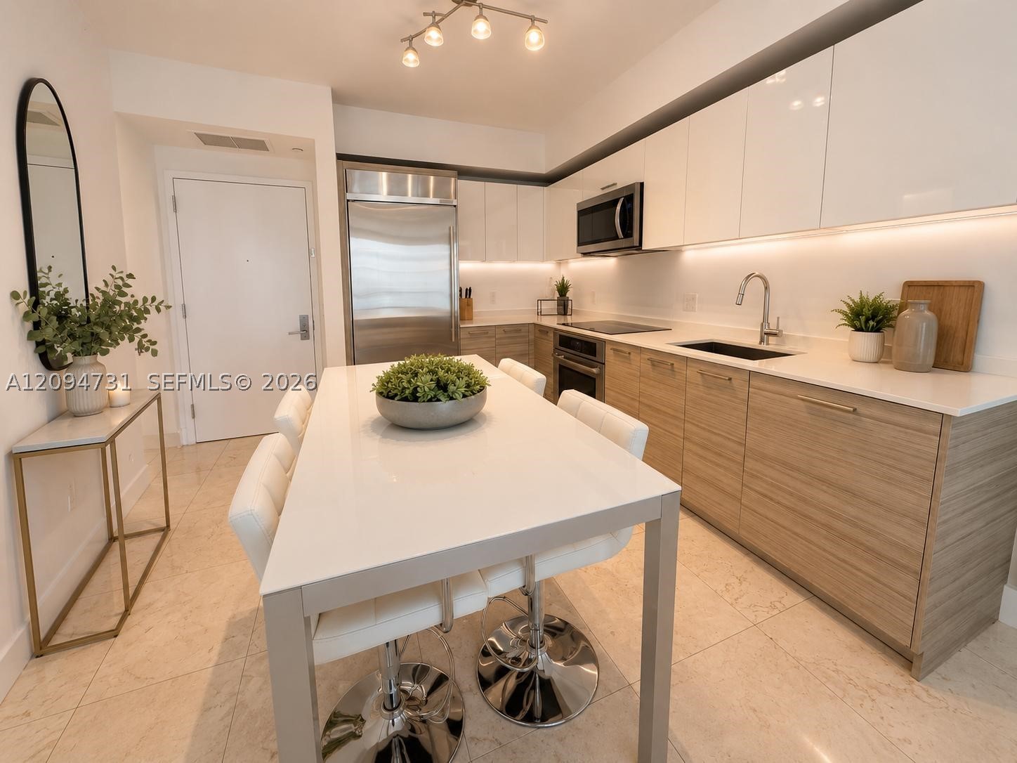 image Brickell House4