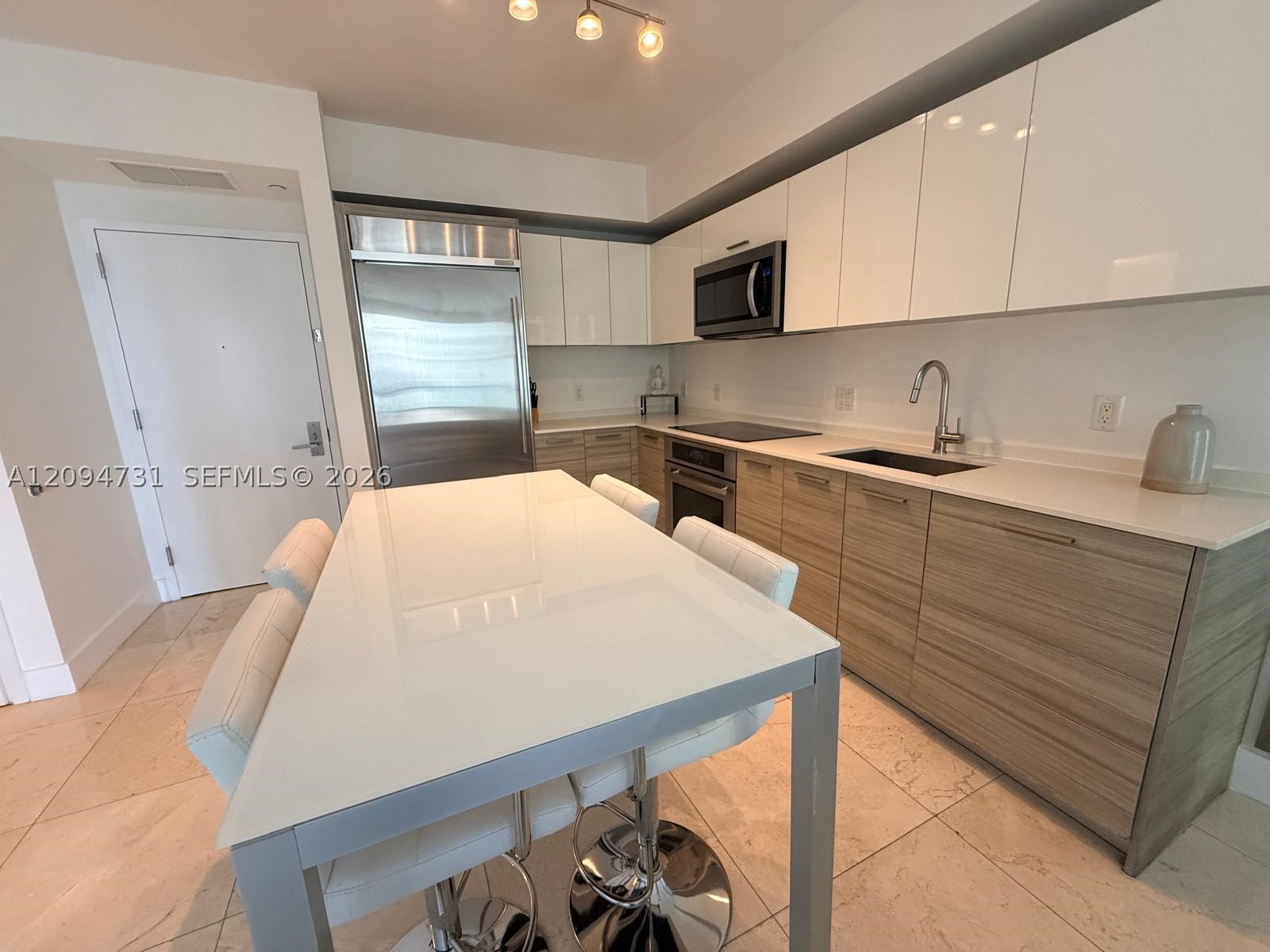 image Brickell House6