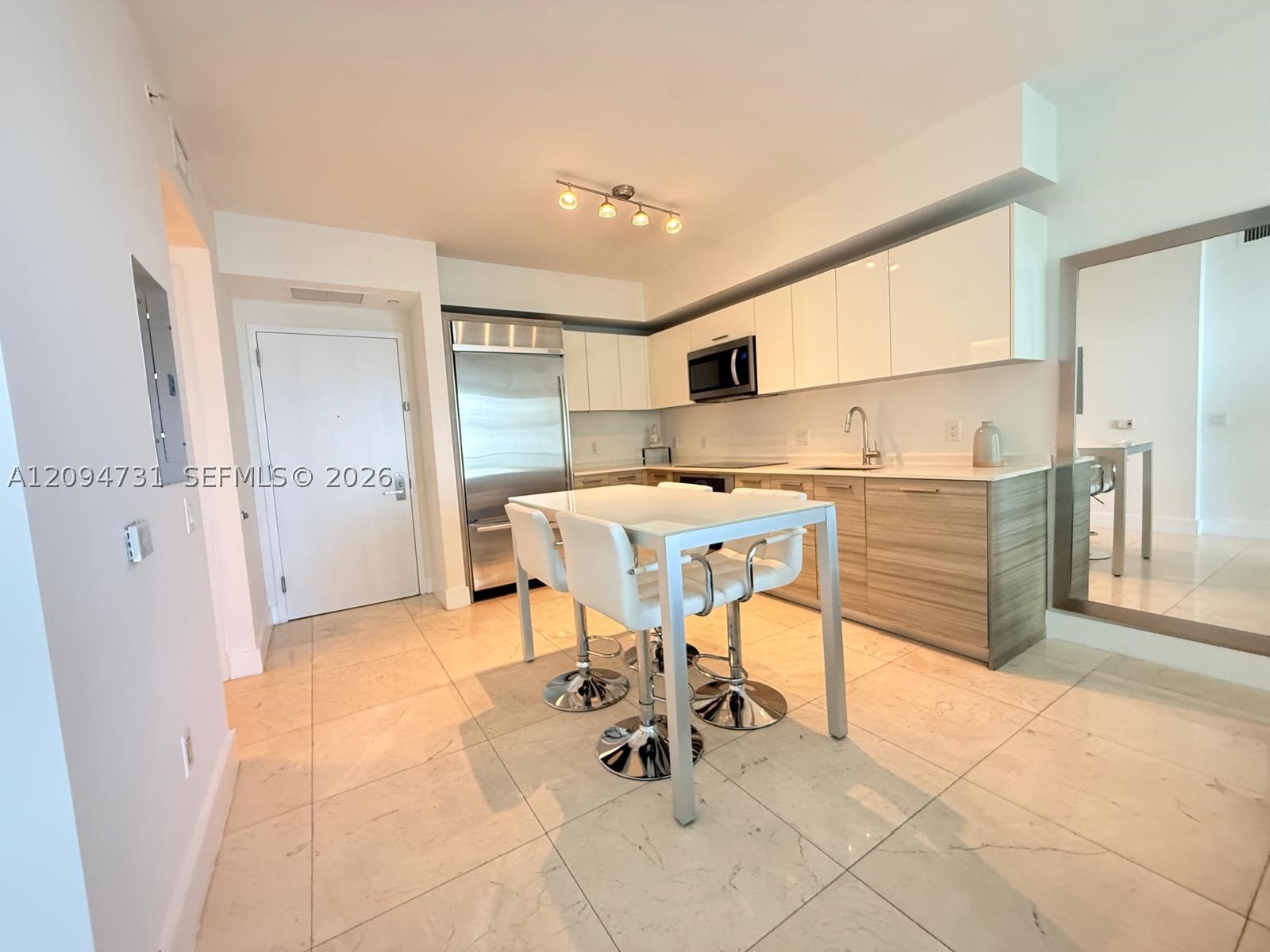 image Brickell House7