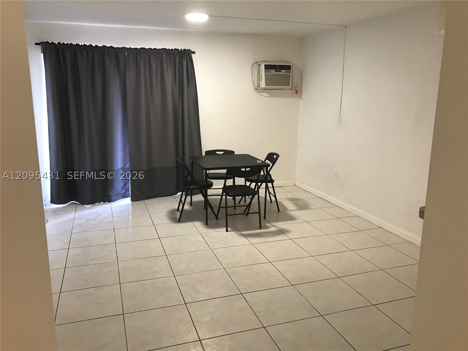 1441 Lincoln Rd #216 Miami Beach, FL 33139