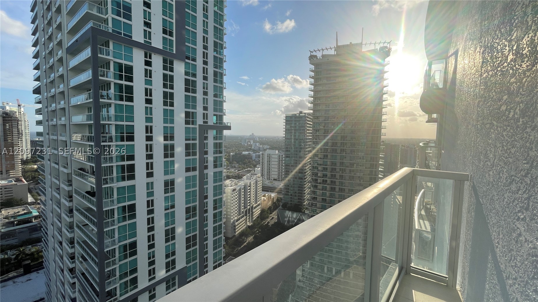 image 1060 Brickell - 105012