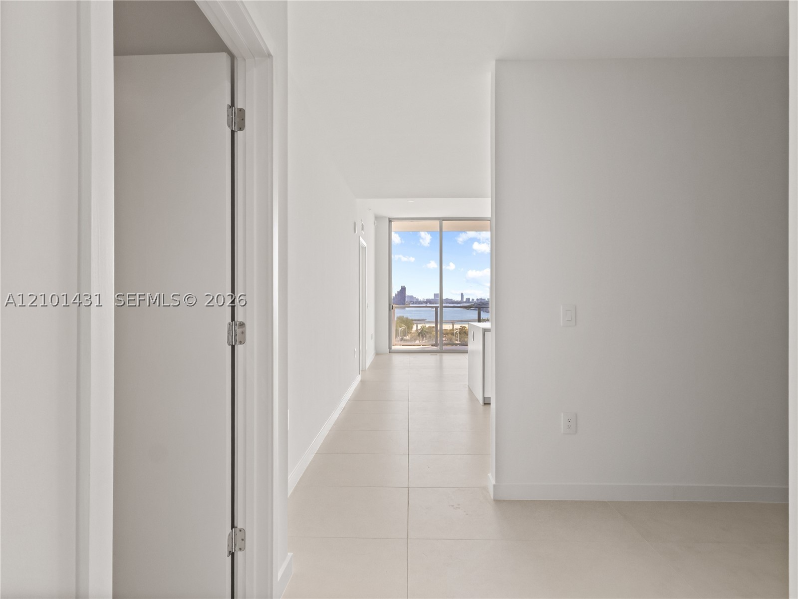 1400 Biscayne Blvd #608