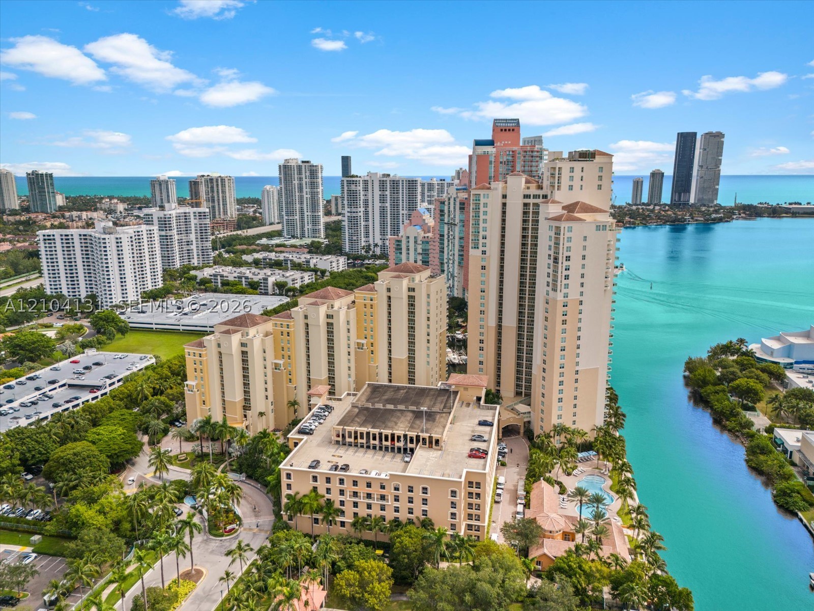 3340 NE 190th St #602 Aventura, FL 33180