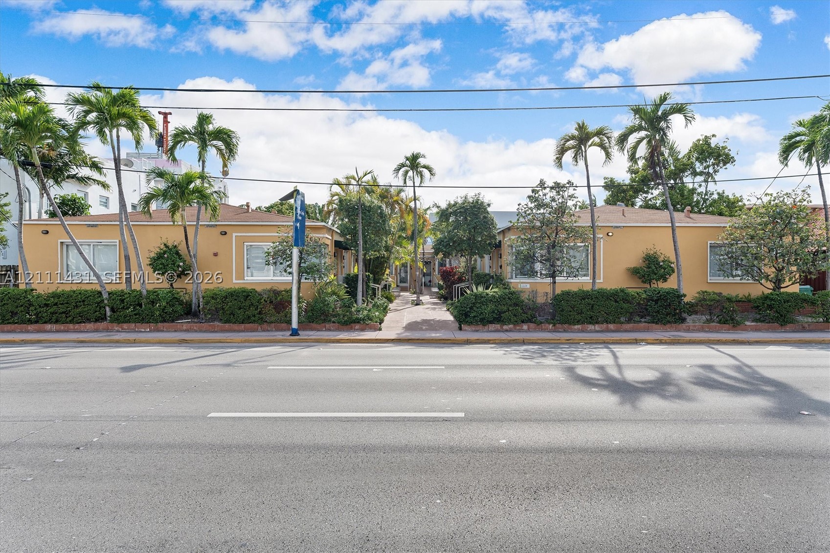 7610 Harding Ave #5