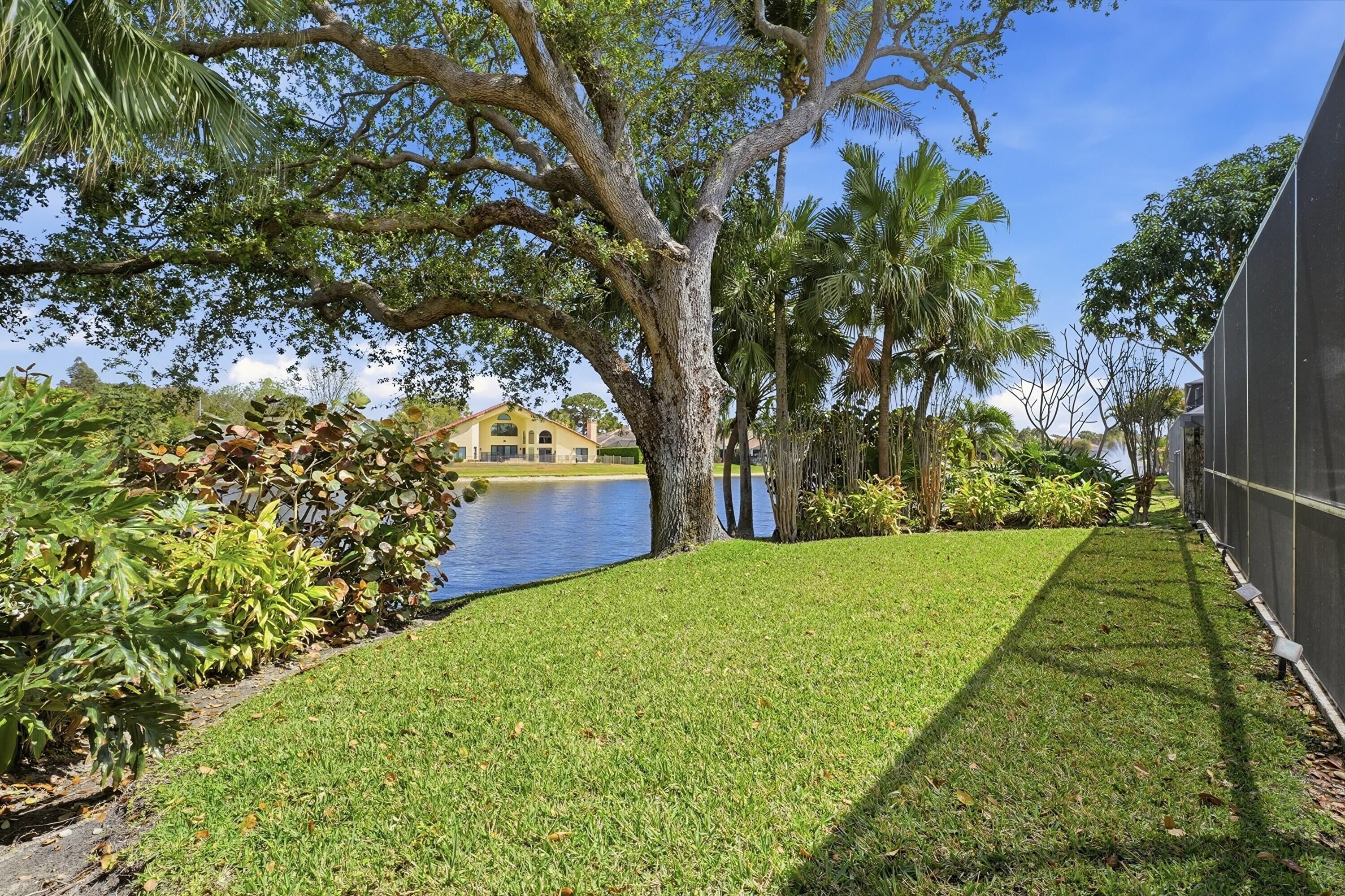 12886 La Rochelle Palm Beach Gardens, FL 33410