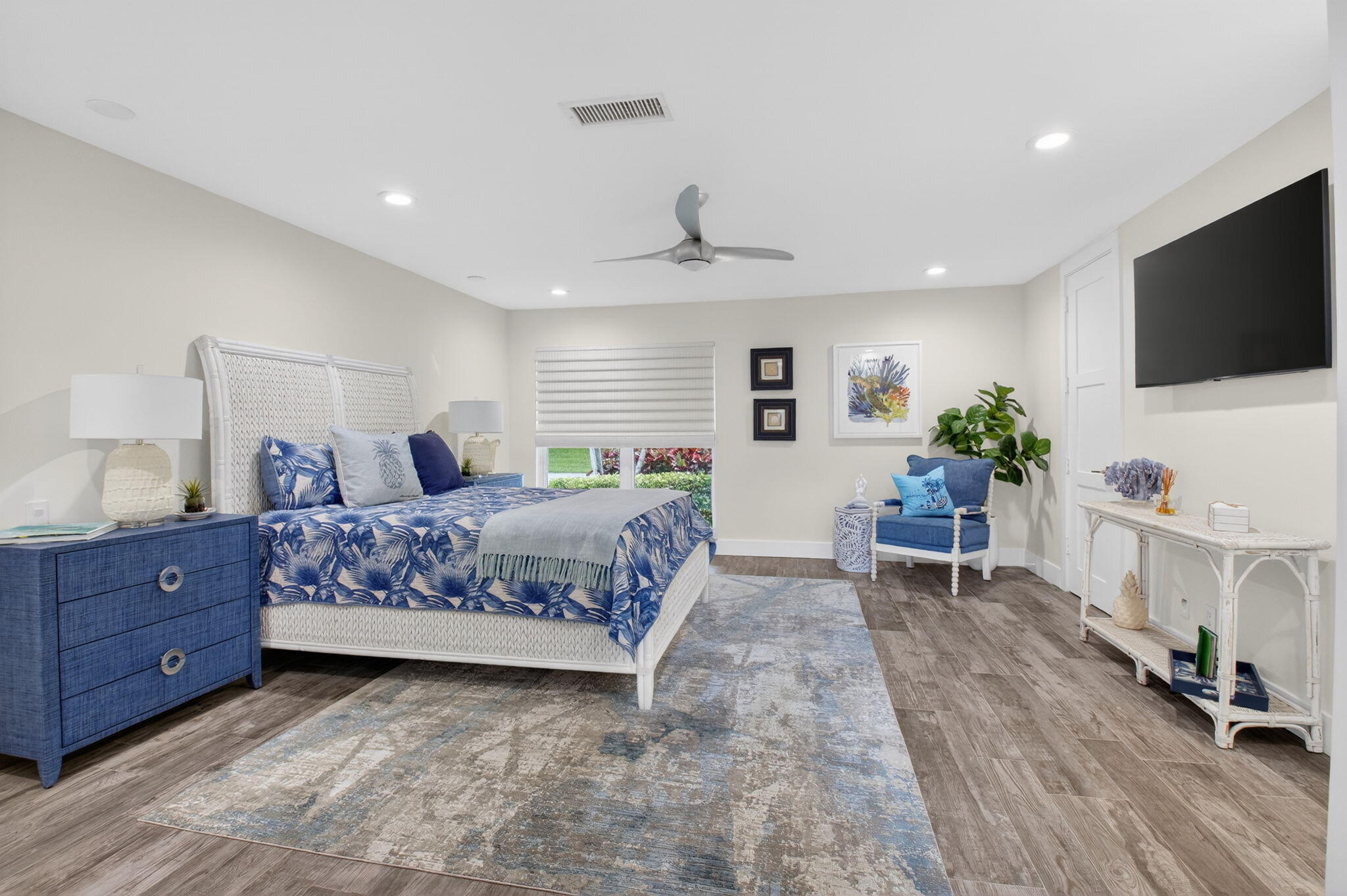 4869 Pineview Delray Beach, FL 33445