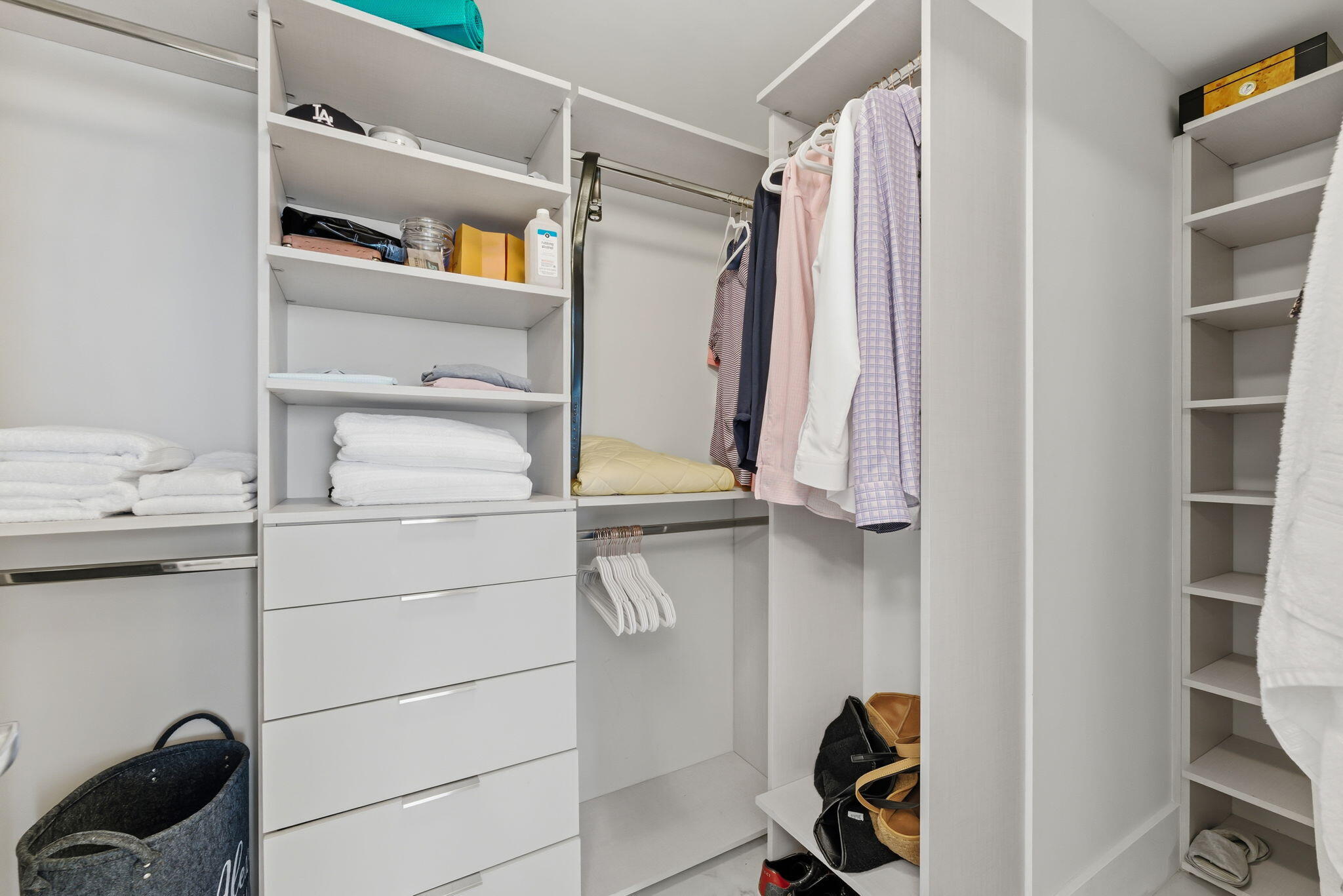 16385 Biscayne #2516 North Miami Beach, FL 33160