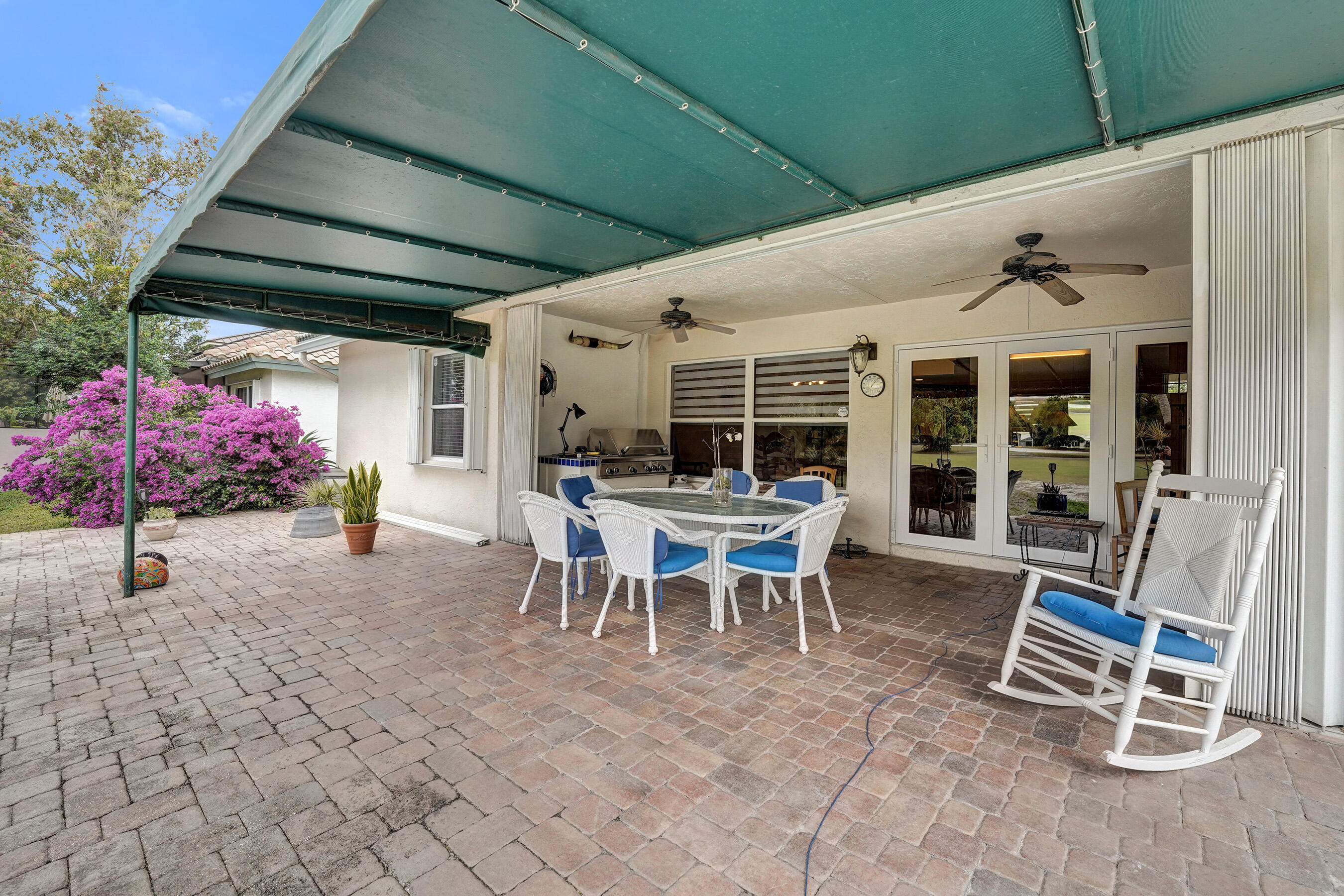 3460 Dunes Vis Pompano Beach, FL 33069