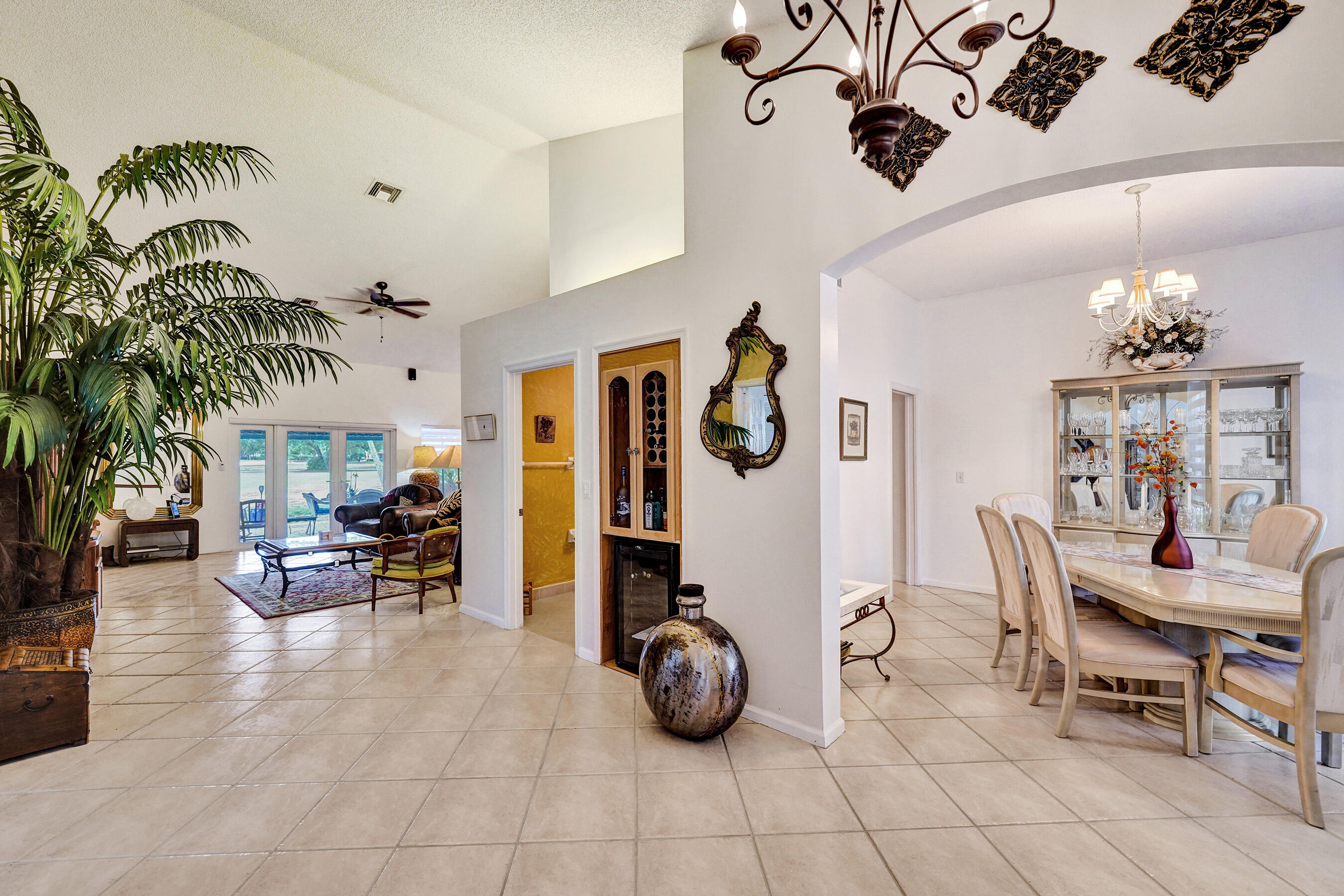 3460 Dunes Vis Pompano Beach, FL 33069