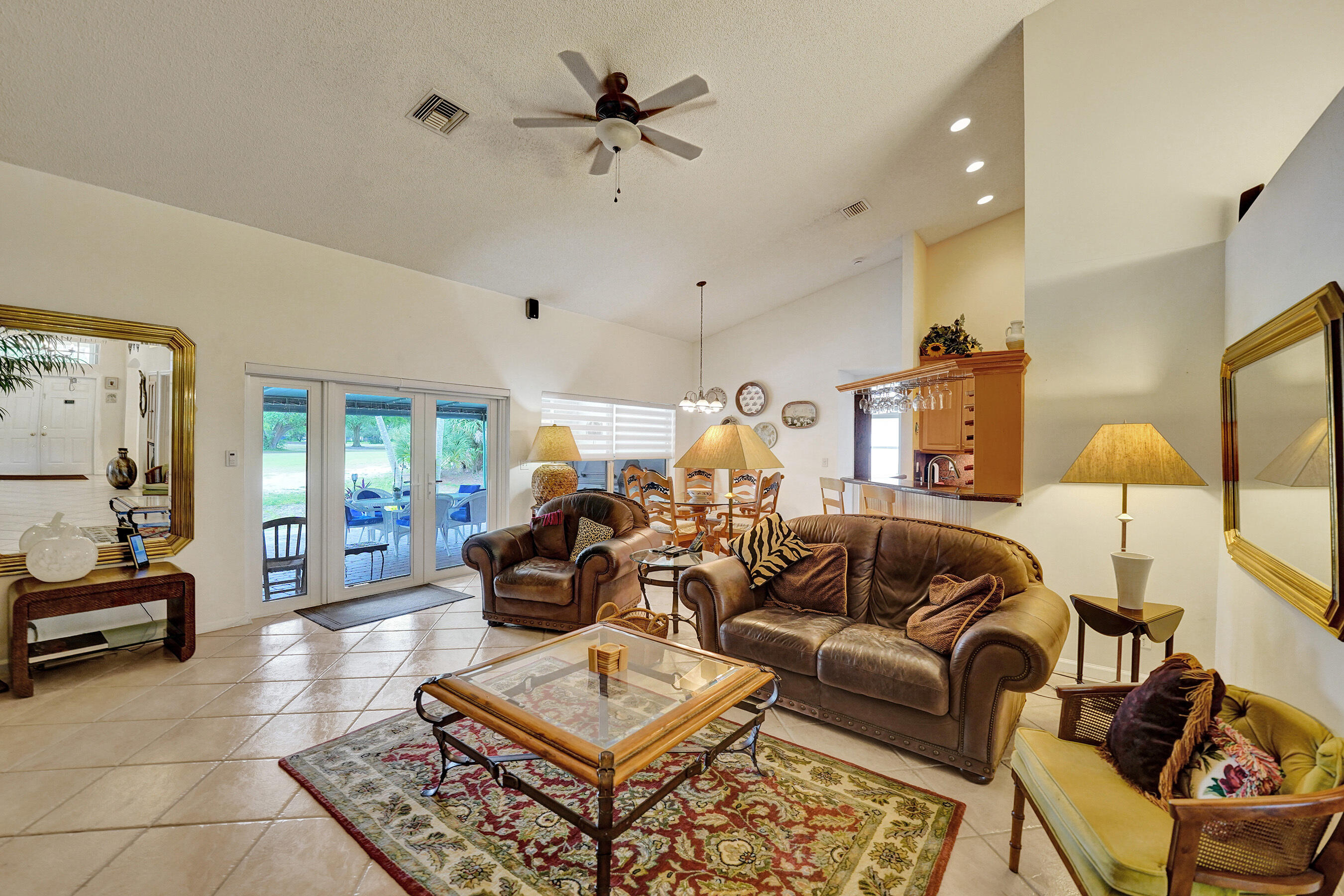 3460 Dunes Vis Pompano Beach, FL 33069