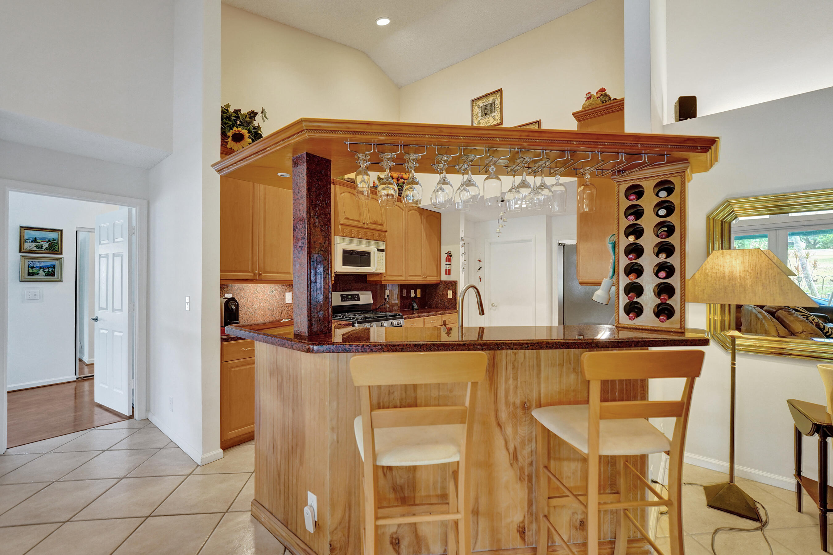 3460 Dunes Vis Pompano Beach, FL 33069