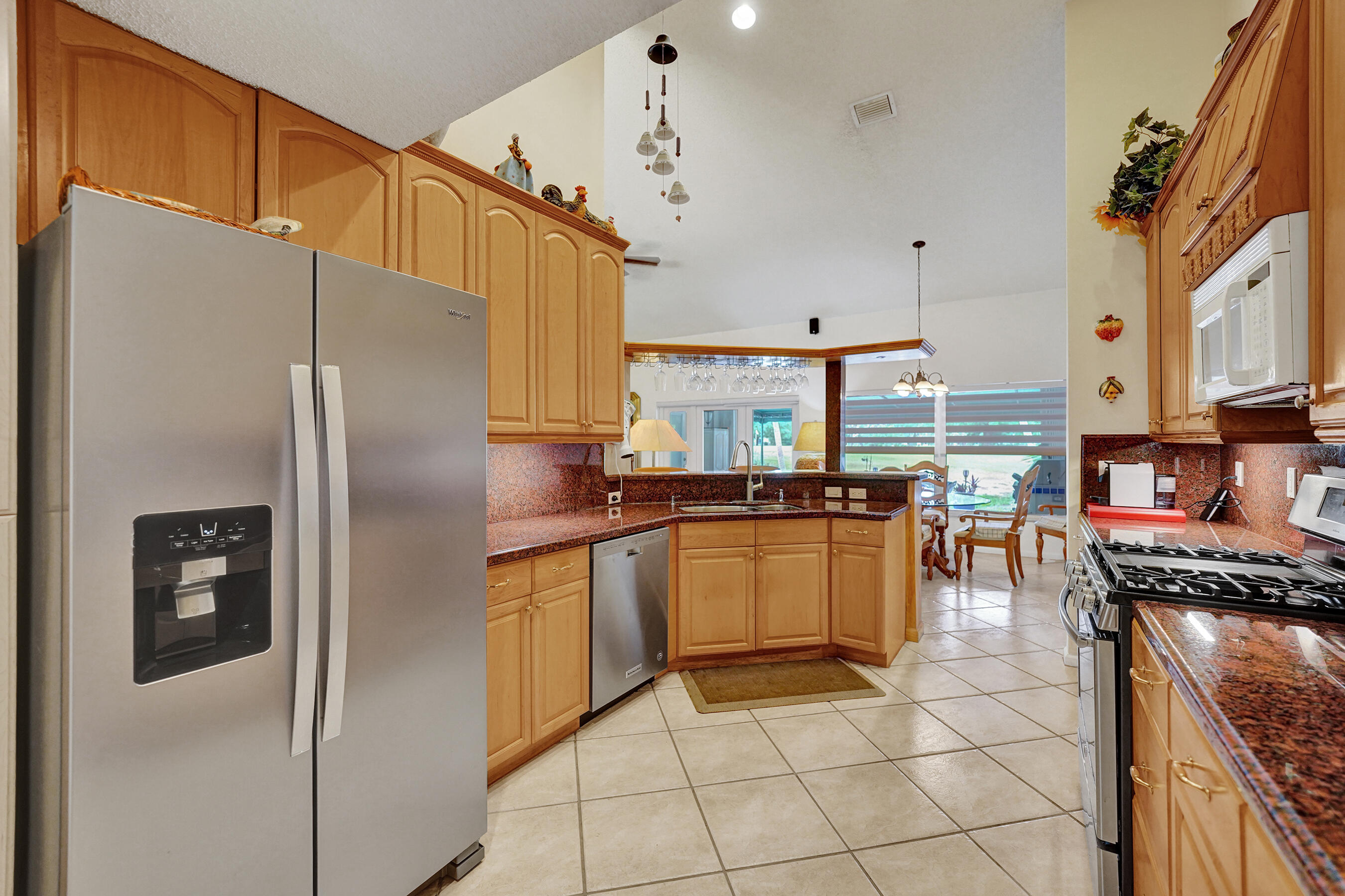 3460 Dunes Vis Pompano Beach, FL 33069