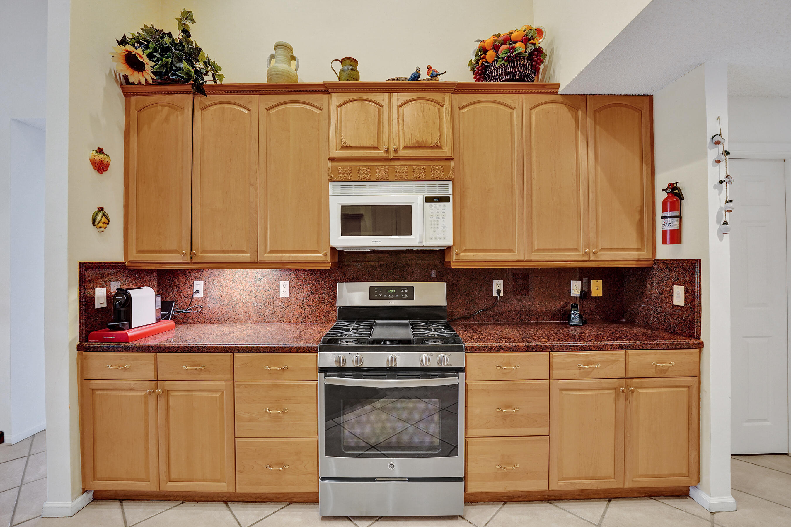 3460 Dunes Vis Pompano Beach, FL 33069