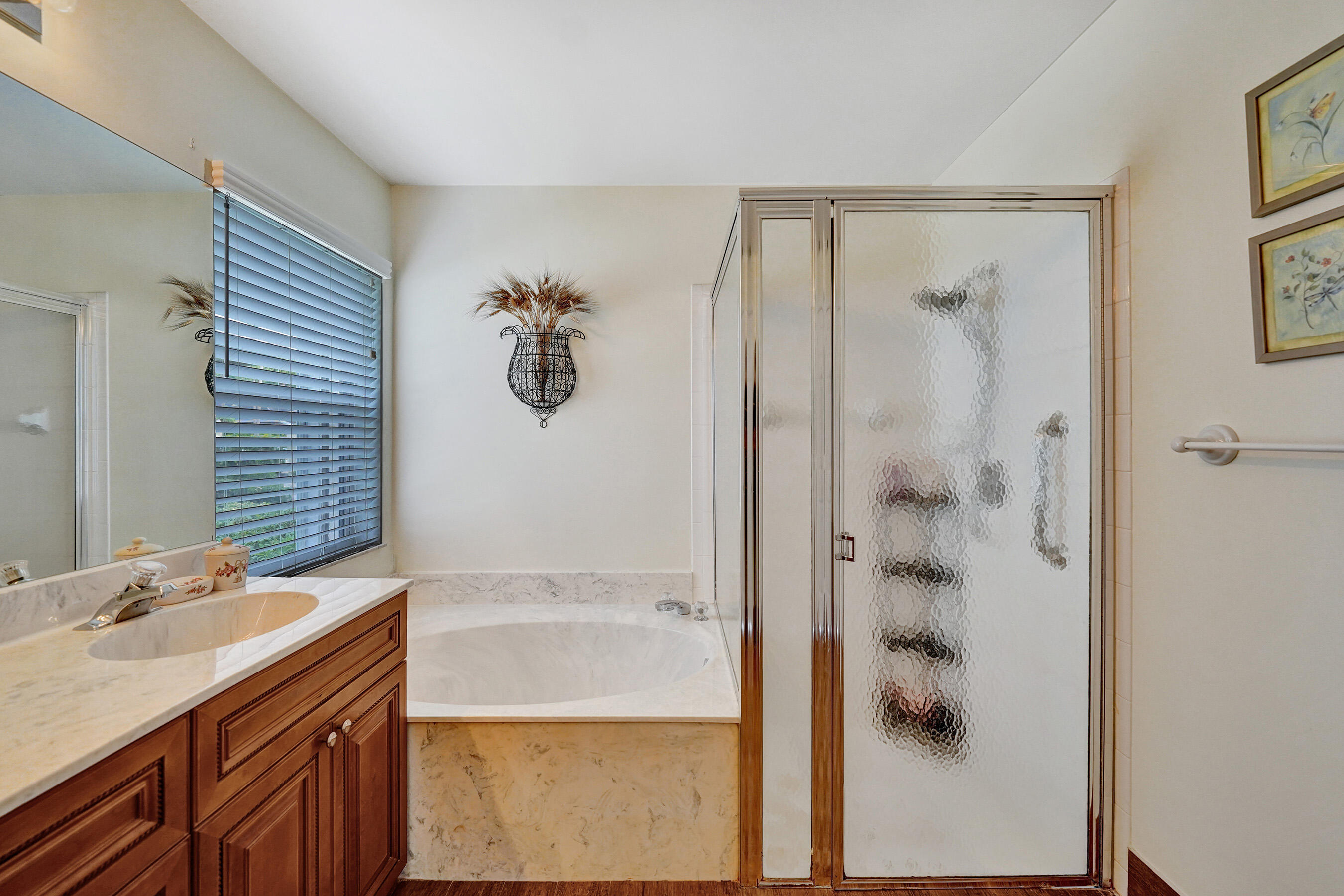 3460 Dunes Vis Pompano Beach, FL 33069