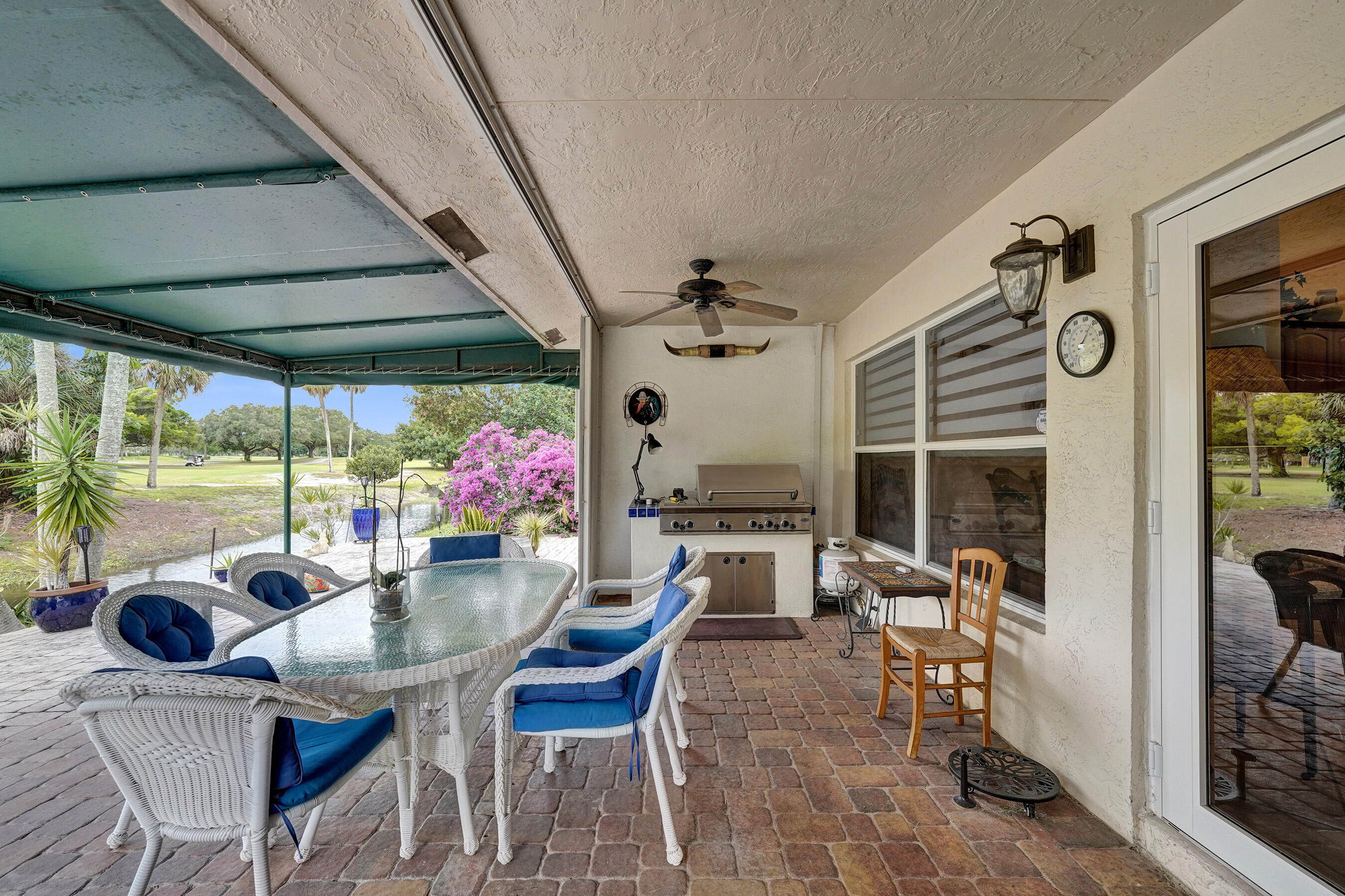 3460 Dunes Vis Pompano Beach, FL 33069