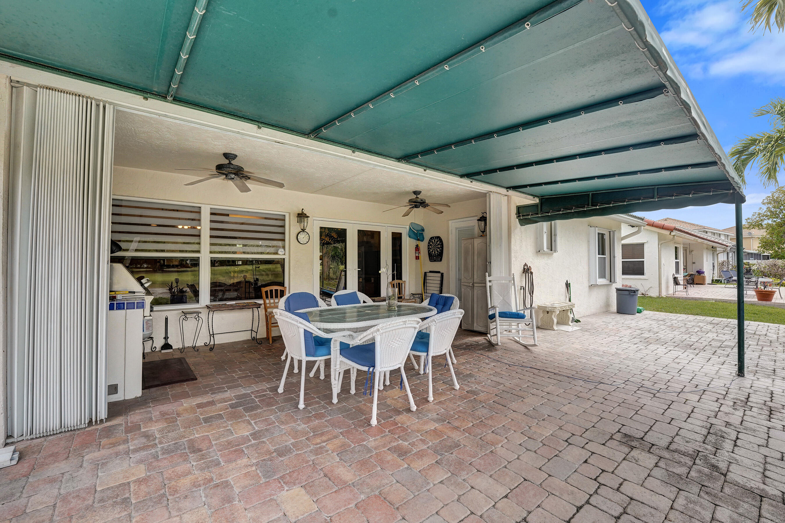 3460 Dunes Vis Pompano Beach, FL 33069