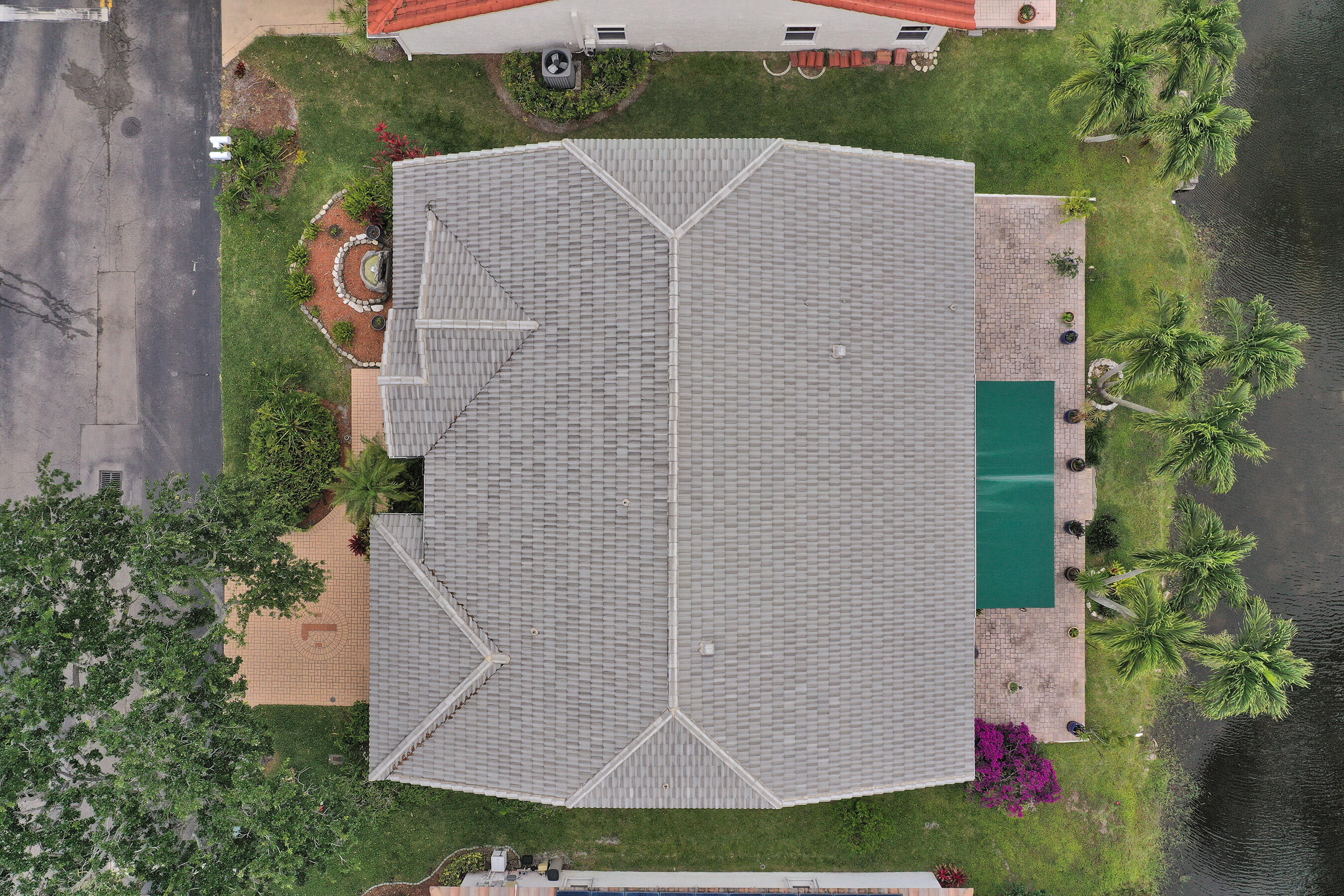 3460 Dunes Vis Pompano Beach, FL 33069