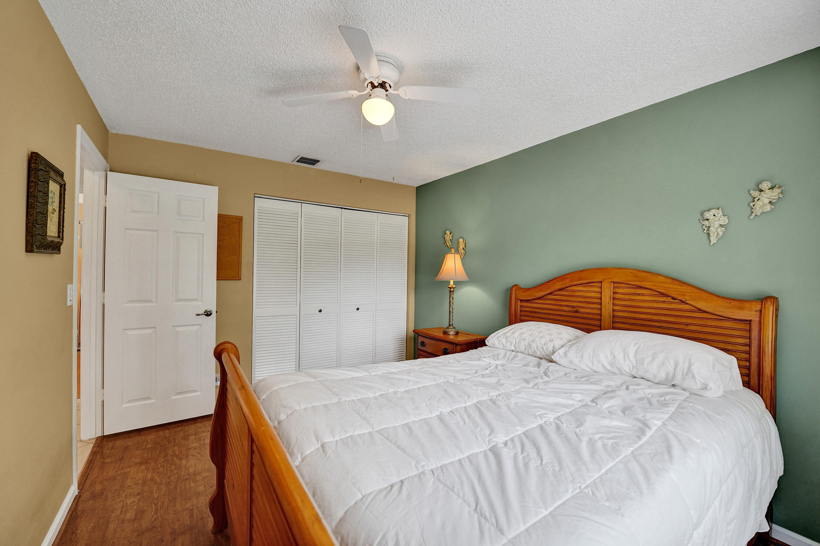 3460 Dunes Vis Pompano Beach, FL 33069