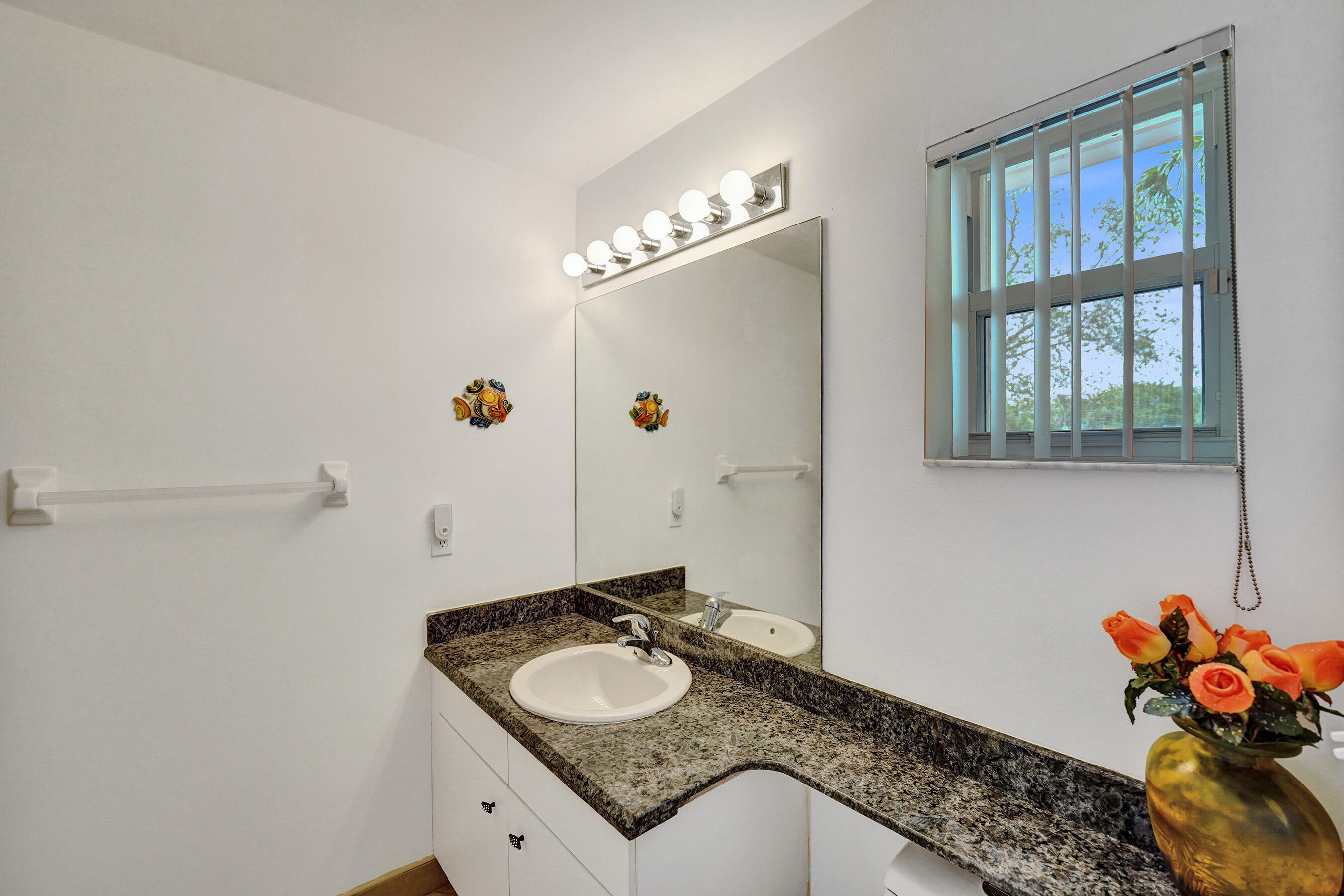 3460 Dunes Vis Pompano Beach, FL 33069