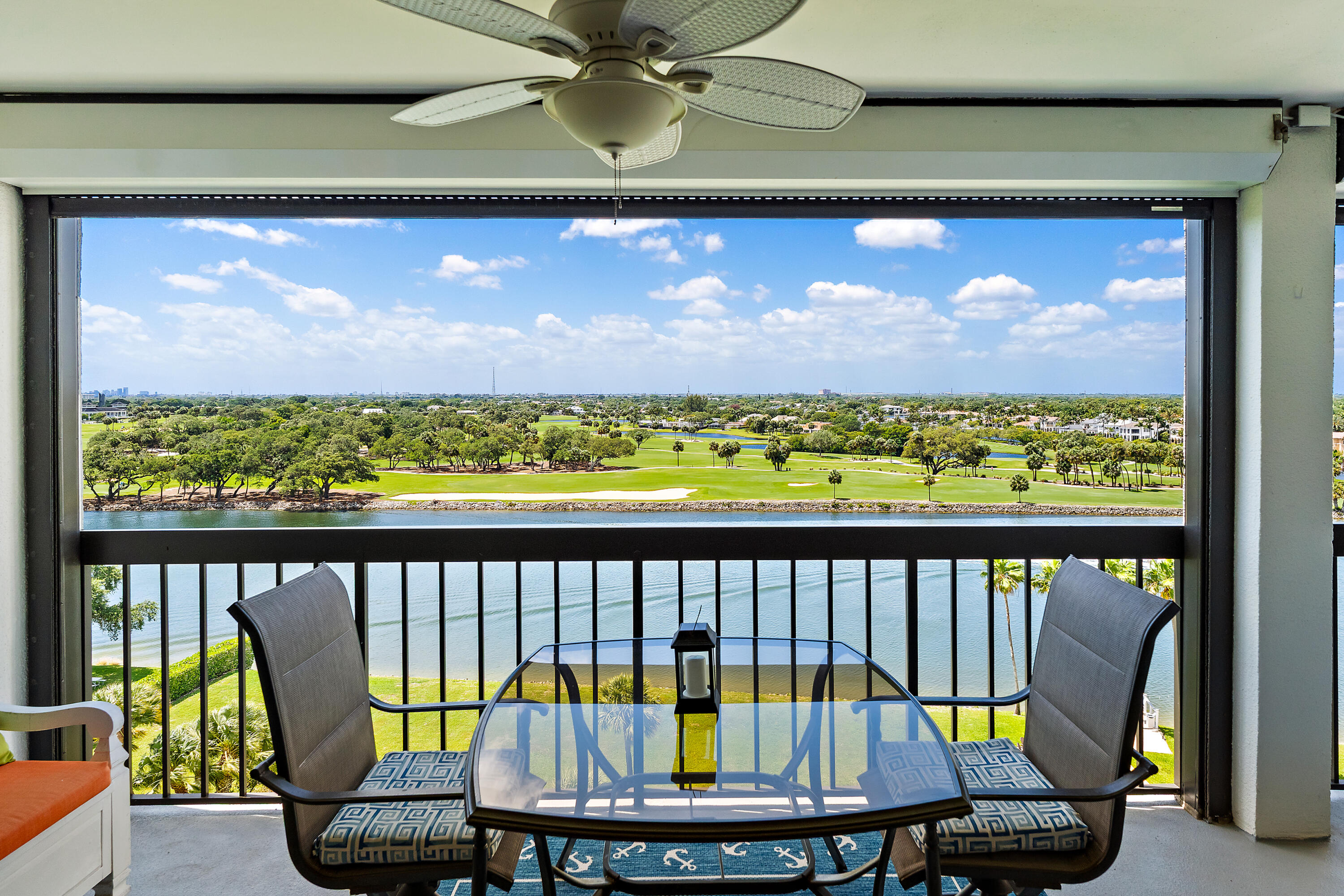 356 Golfview #903