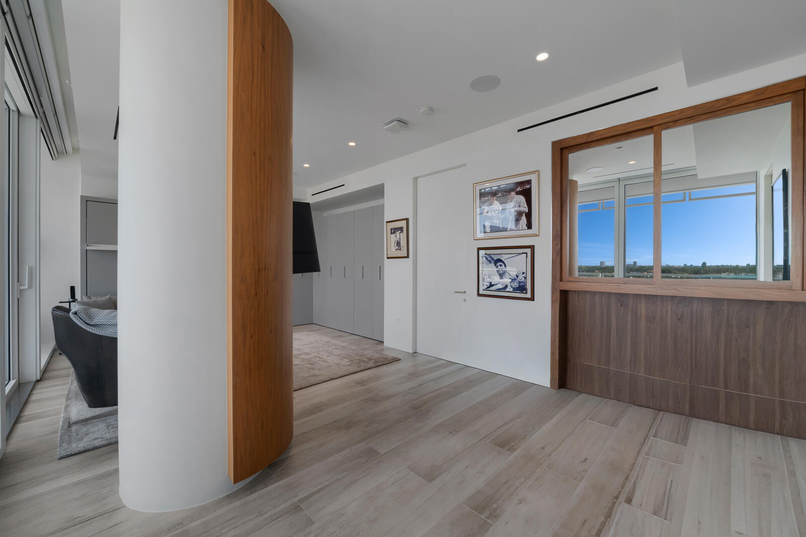 image The Surf Club Four Seasons39