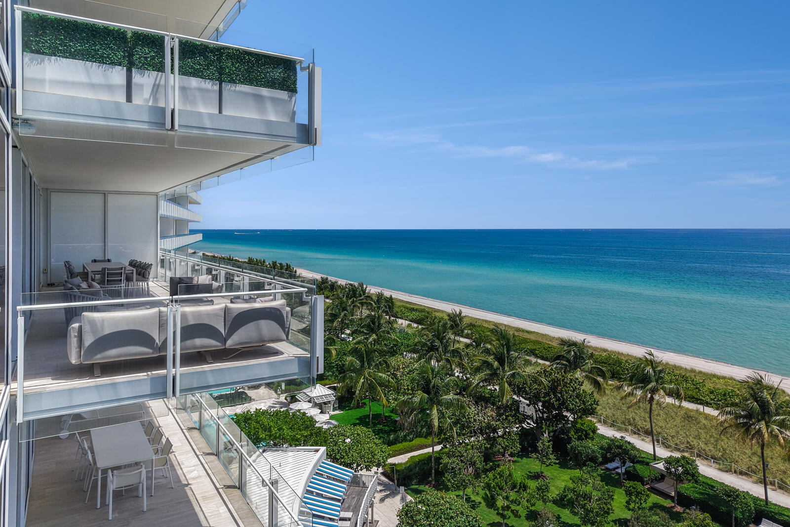 image The Surf Club Four Seasons45