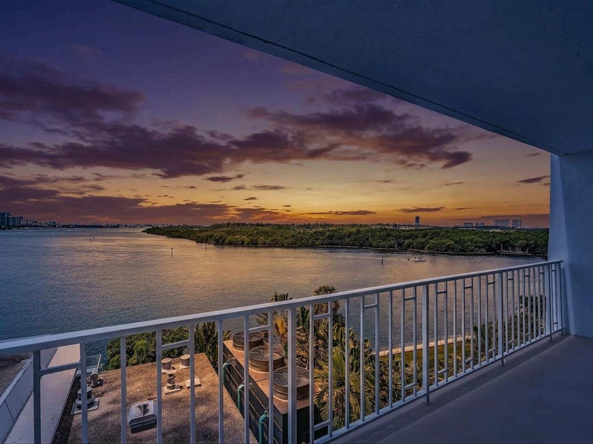 500 Bayview #632