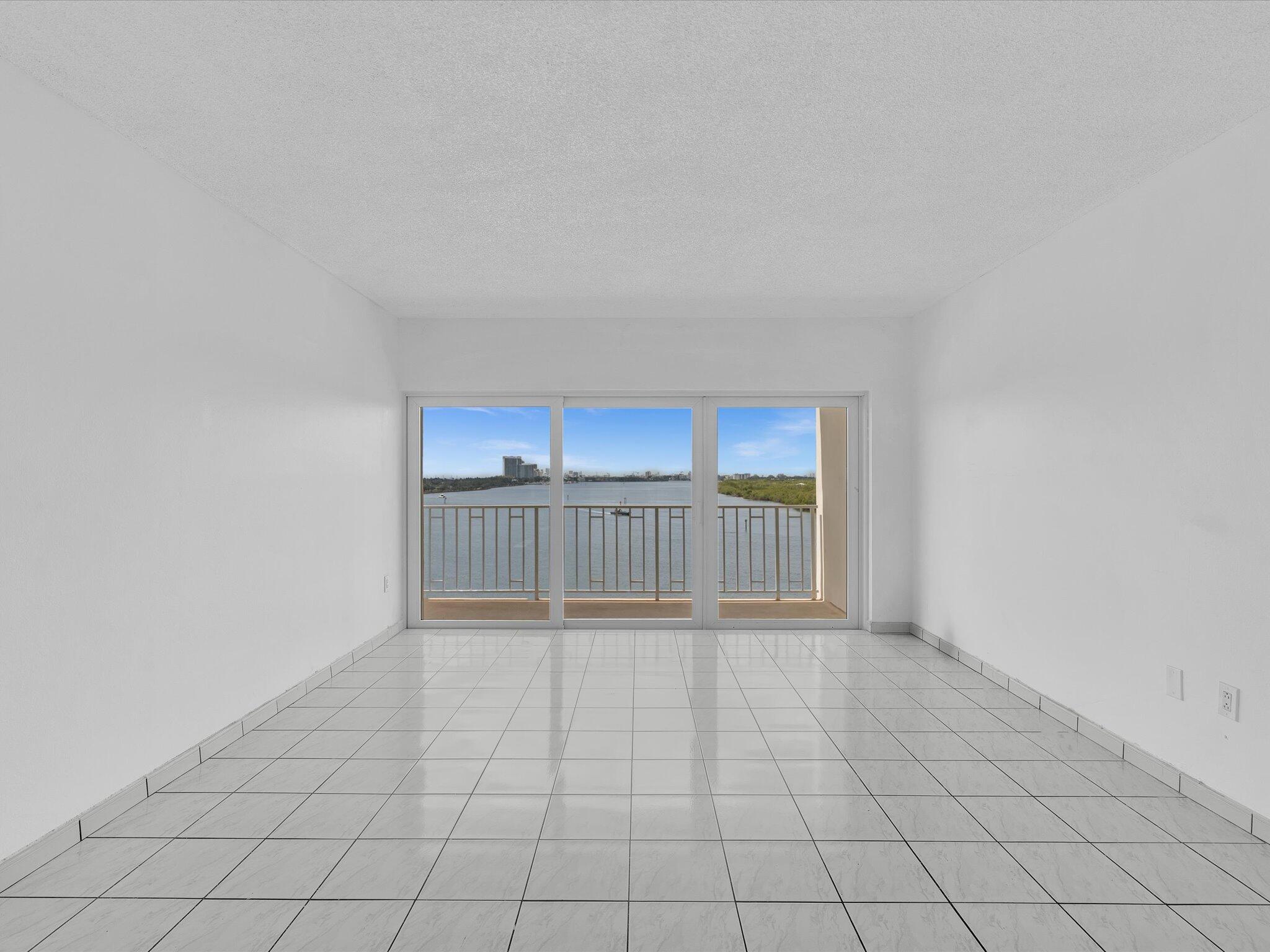 image Arlen House West13