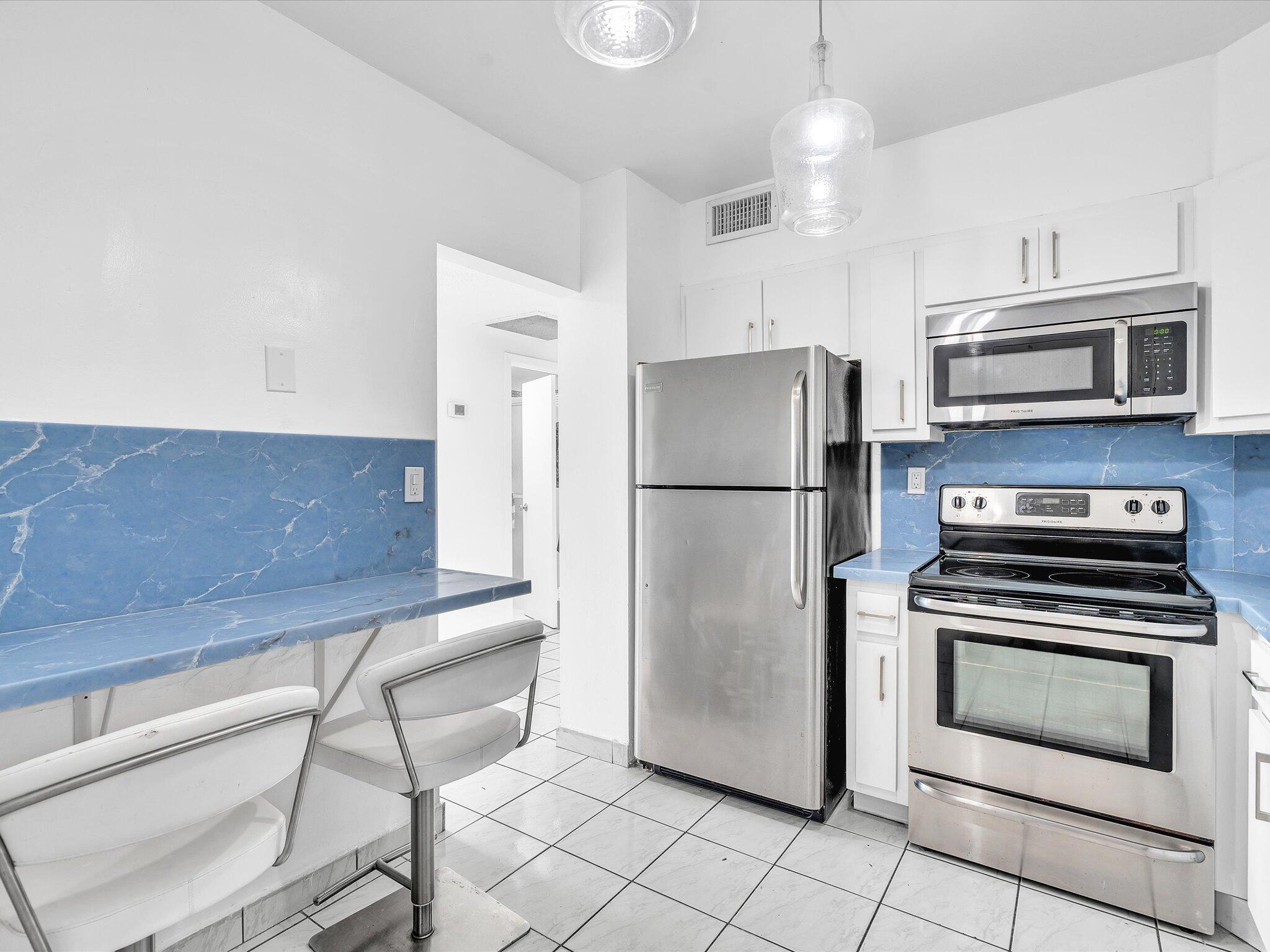 image Arlen House West31