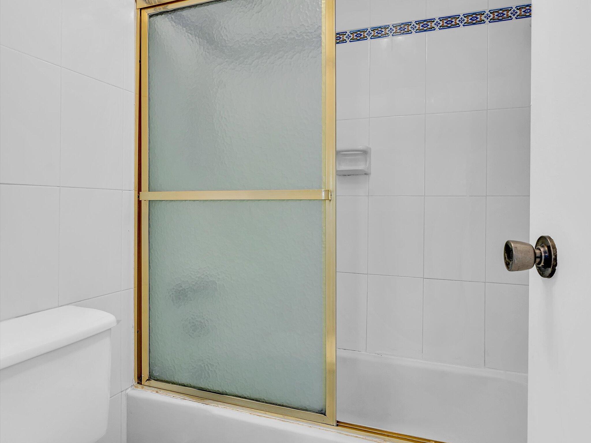 image Arlen House West46