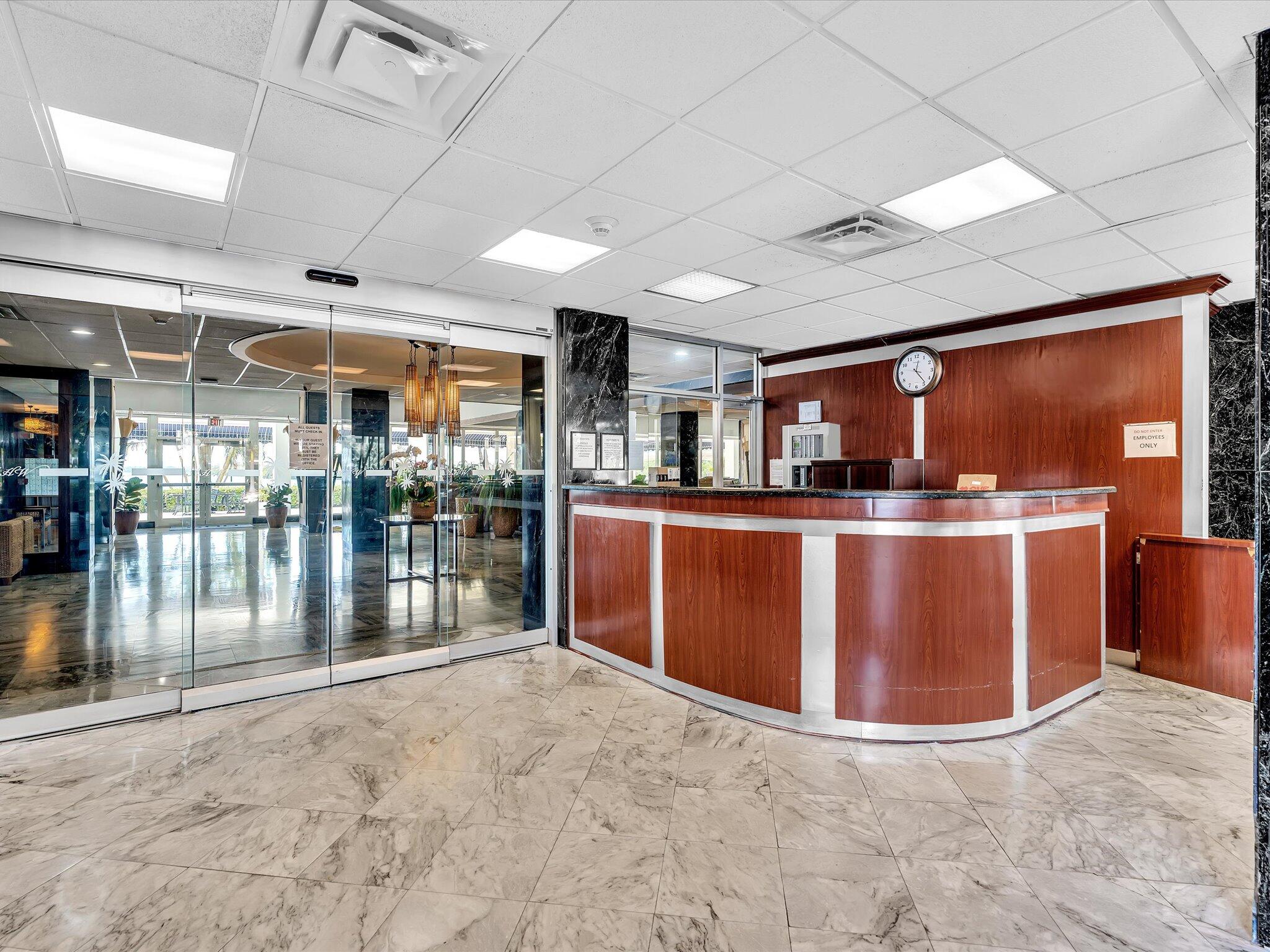 image Arlen House West60