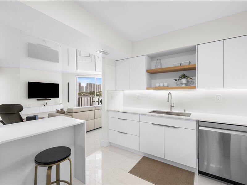 18260 N Bay #418 Sunny Isles Beach, FL 33160