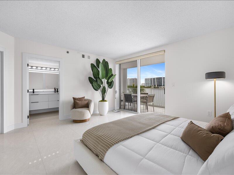 18260 N Bay #418 Sunny Isles Beach, FL 33160