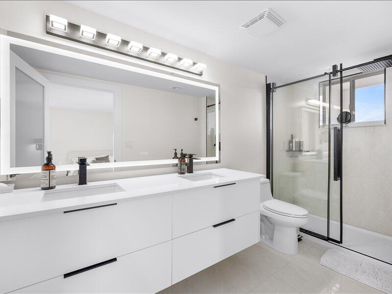 18260 N Bay #418 Sunny Isles Beach, FL 33160
