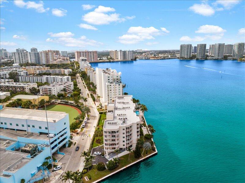 18260 N Bay #418 Sunny Isles Beach, FL 33160